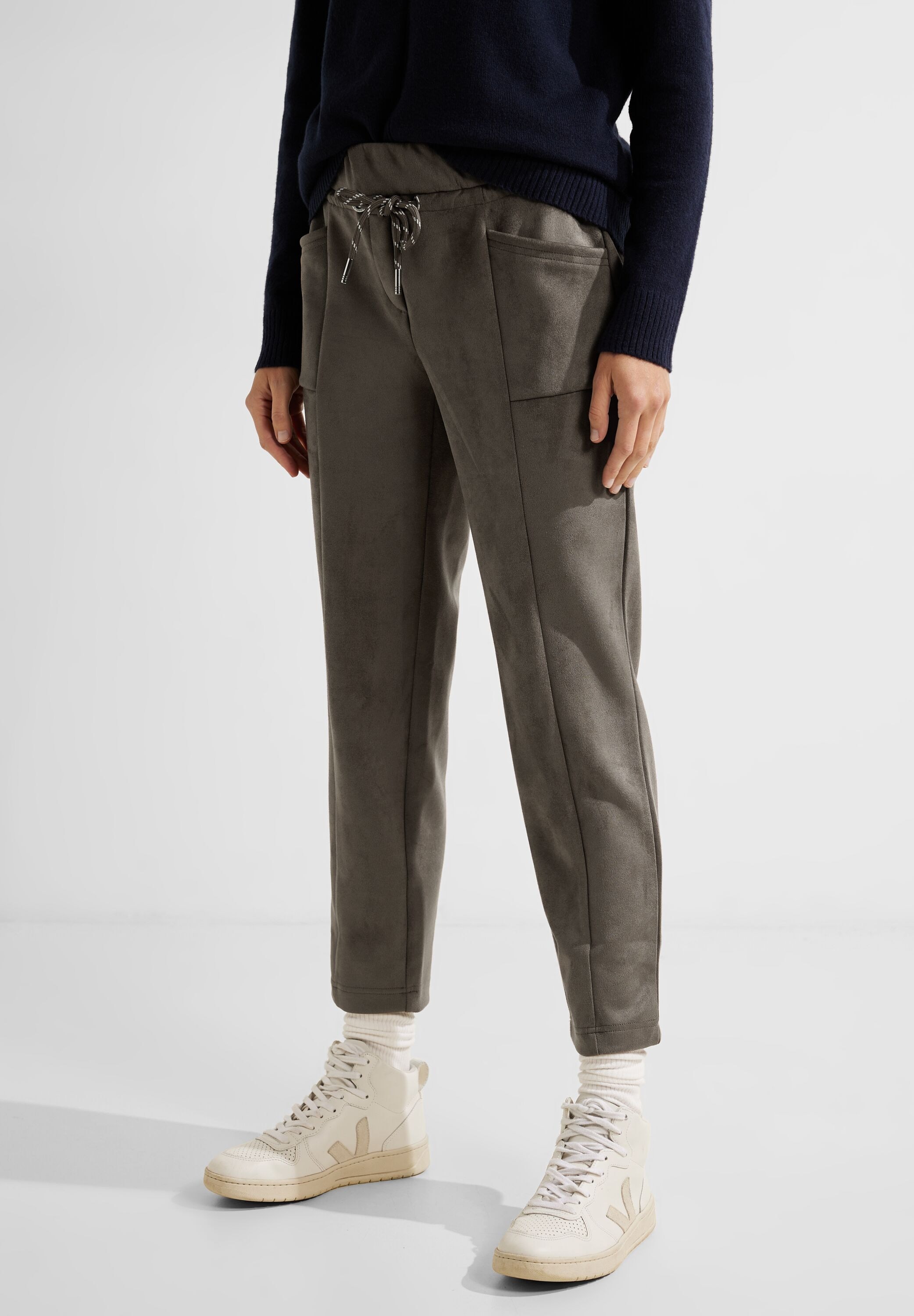 Diese Woche im Angebot Cecil Jogger Pants »Velourshose Style kaufen online Jelmoli-Versand Schweiz bei Tracey«