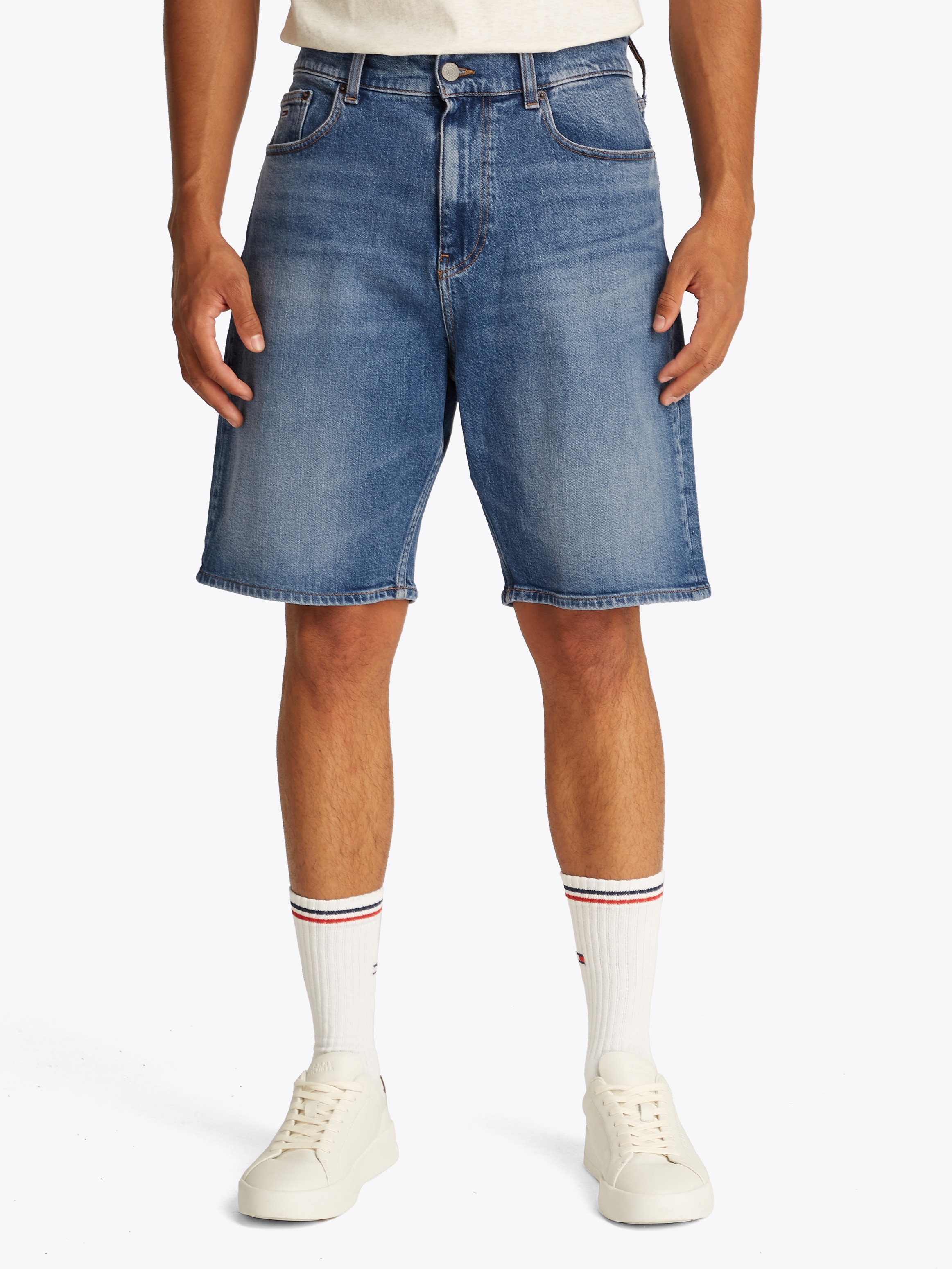 TOMMY JEANS Jeansshorts »Isaac Relaxed Tapered«