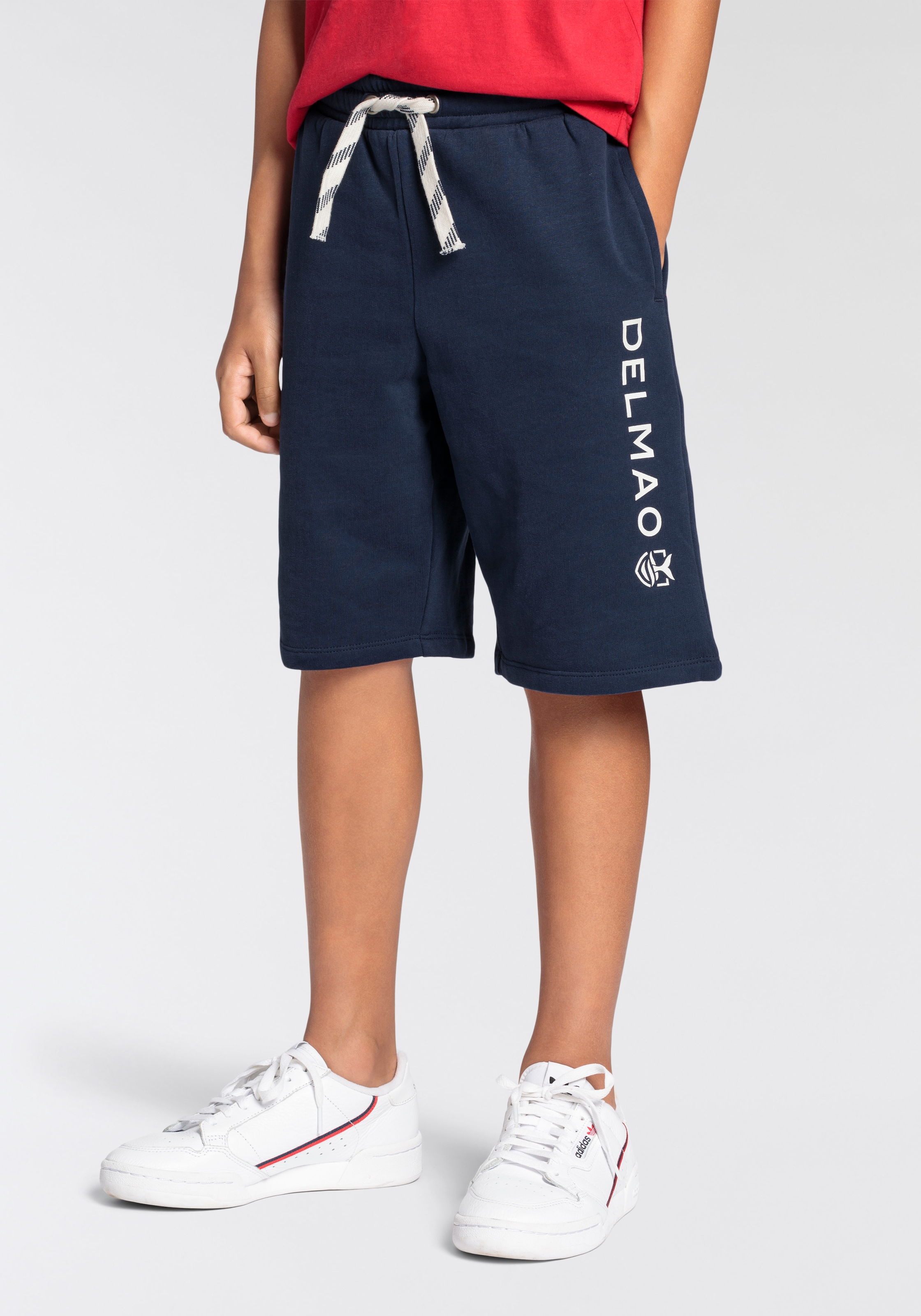 DELMAO Sweatshorts », Basic Sweatbermudas mit Logo-Print«, Weiche Sweatware