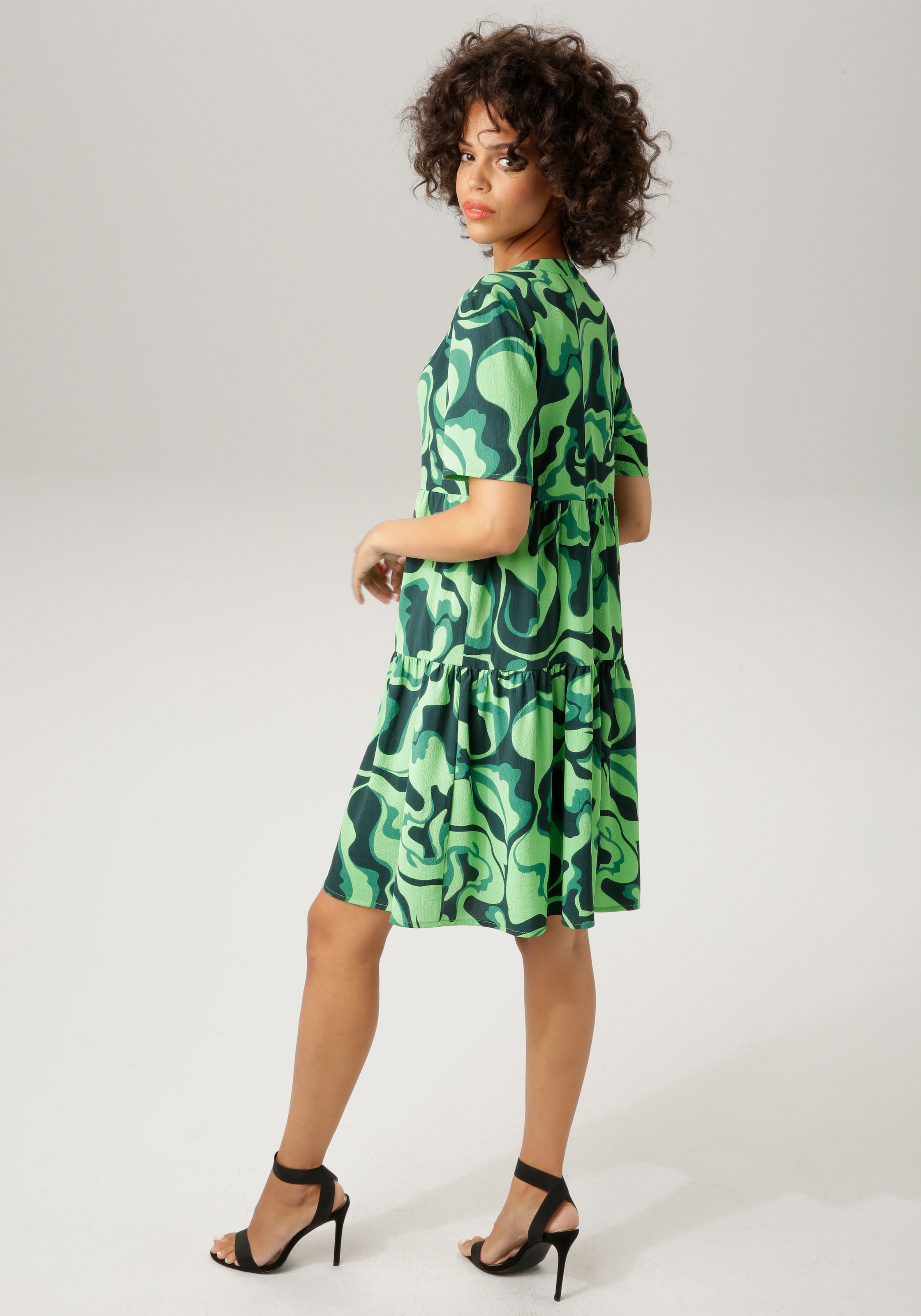 Aniston CASUAL Sommerkleid, mit farbenfrohem, graphischem Druck