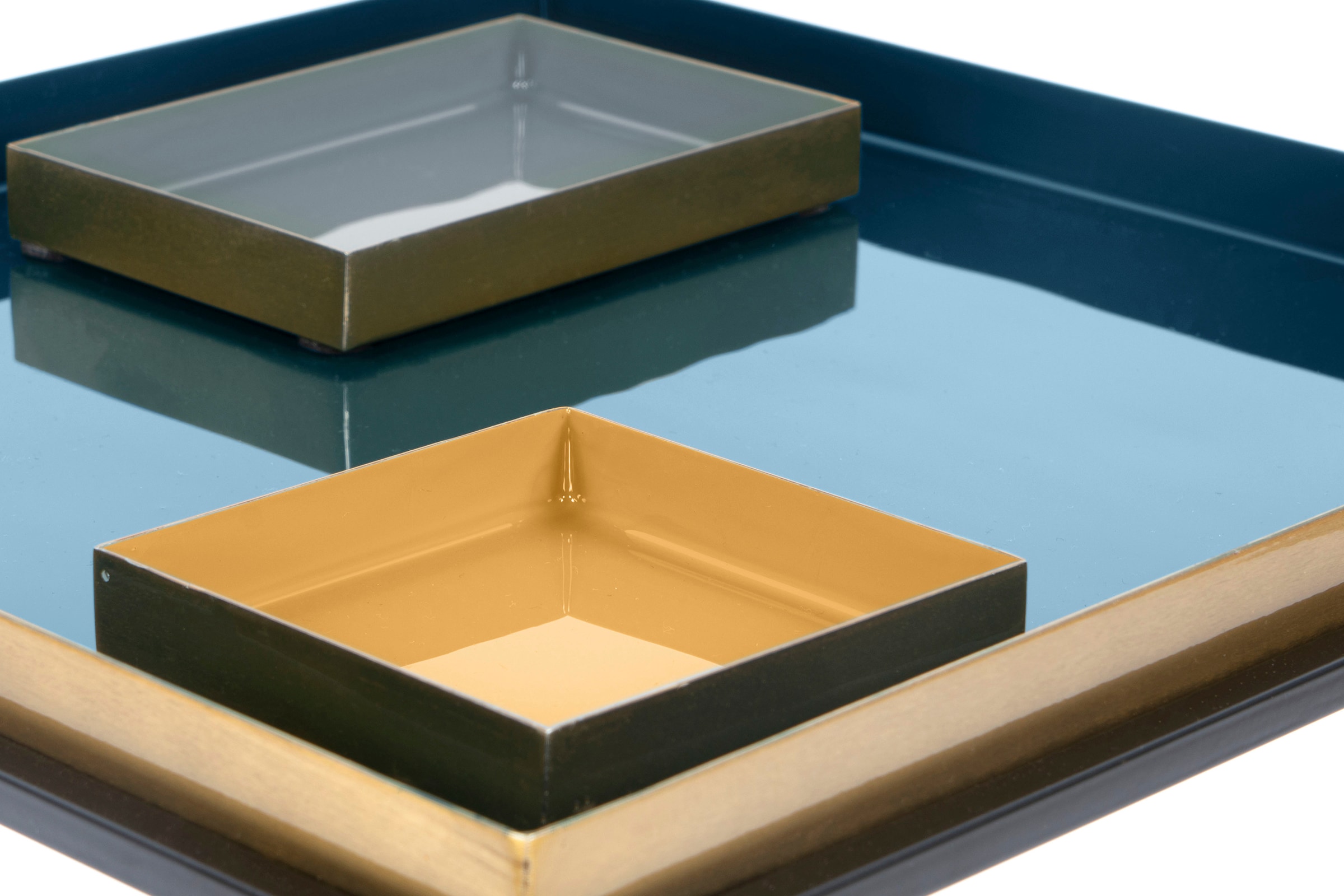 Kayoom Beistelltisch »Famosa, Metall-Beistelltisch in quadratischer Form«, (1 St.), Bunter Tisch, Schalenmasse: 11 x 11 x 2 / 15,8 x 11 x 2 cm
