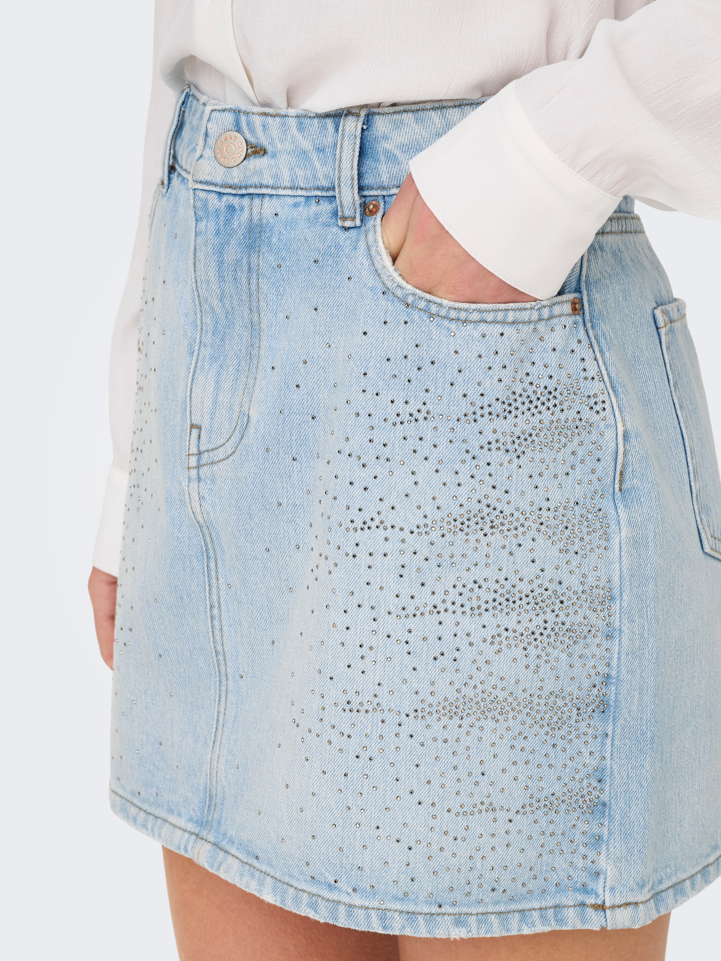 ONLY Jeansrock »ONLSTELLA RHINESTONE SHORT SKIRT DNM AZG«, mit Strasssteinen