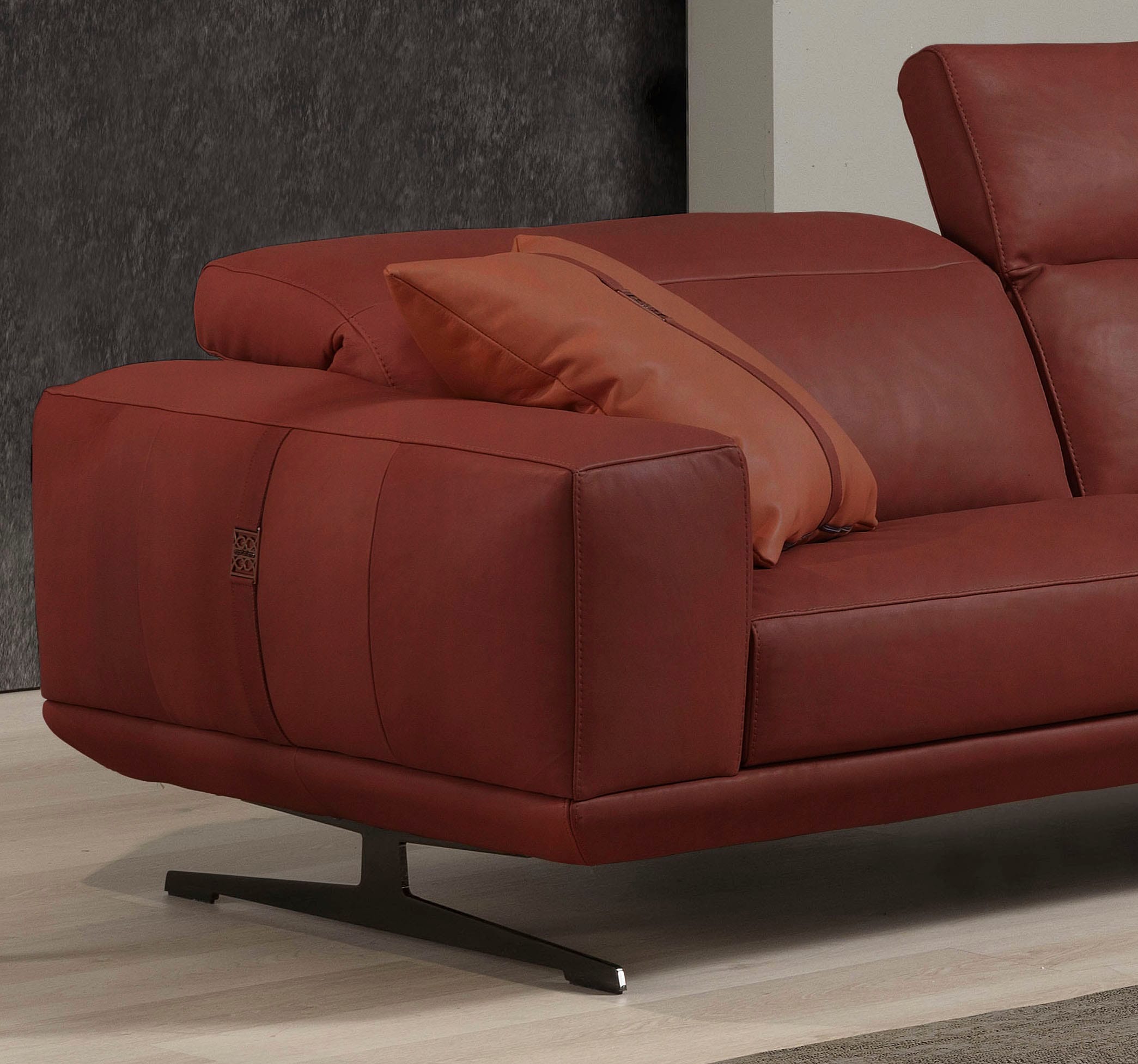 Egoitaliano 2,5-Sitzer »Gloria, super bequem und hochwertige Verarbeitung, edles Design«, beidseitig verstellbare Rückenelemente, mit Metallfüssen