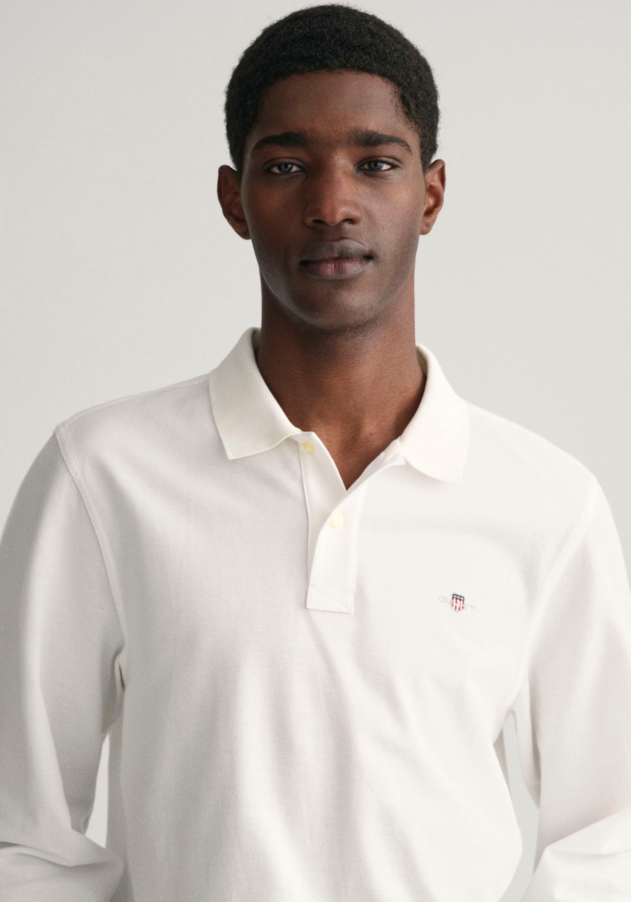 LS mit RUGGER«, auf »REG | Jelmoli-Versand Logotickerei online kaufen der Poloshirt Brust SHIELD PIQUE Gant