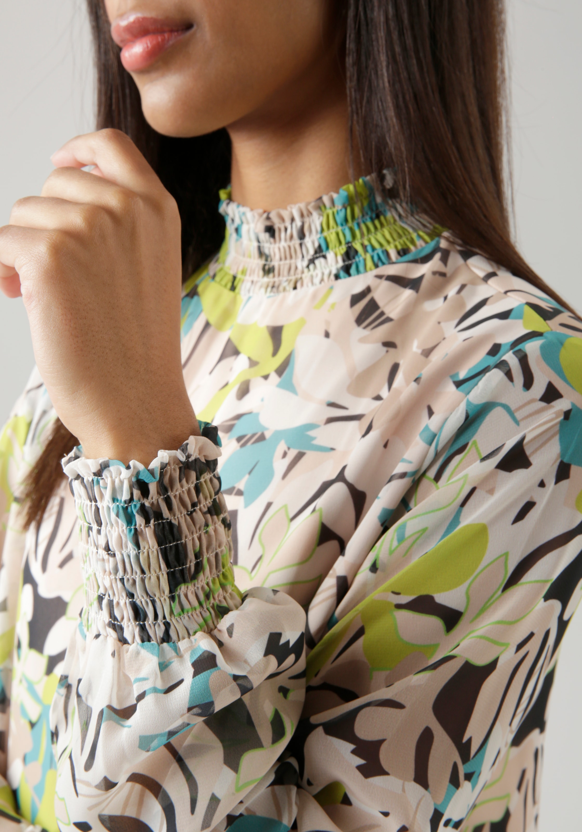 Aniston SELECTED Chiffonbluse, mit Blätterdruck - shoppen online NEUE | Jelmoli-Versand KOLLEKTION und Smokbündchen