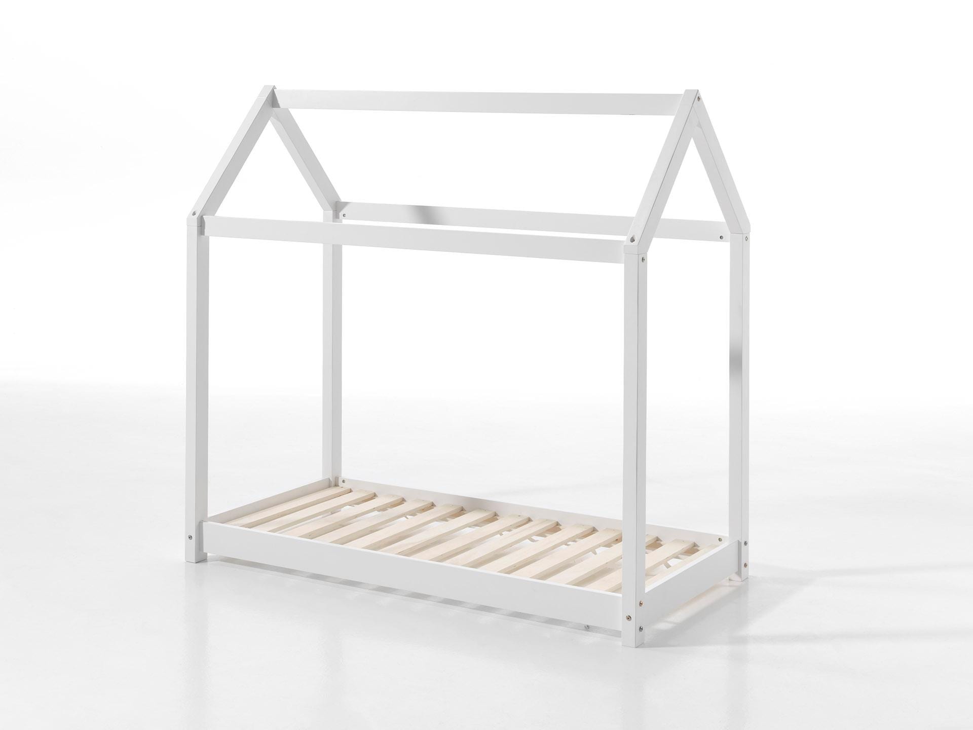 Vipack Kinderbett »Cabane, Kiefer massiv, Made in Europe, inklusive Rolllattenrost«, (wahlweise in 2 Farben und 2 Grössen erhältlich), Bodenfreiheit ca. 2,5 cm zur besseren Belüftung, stabil gebaut