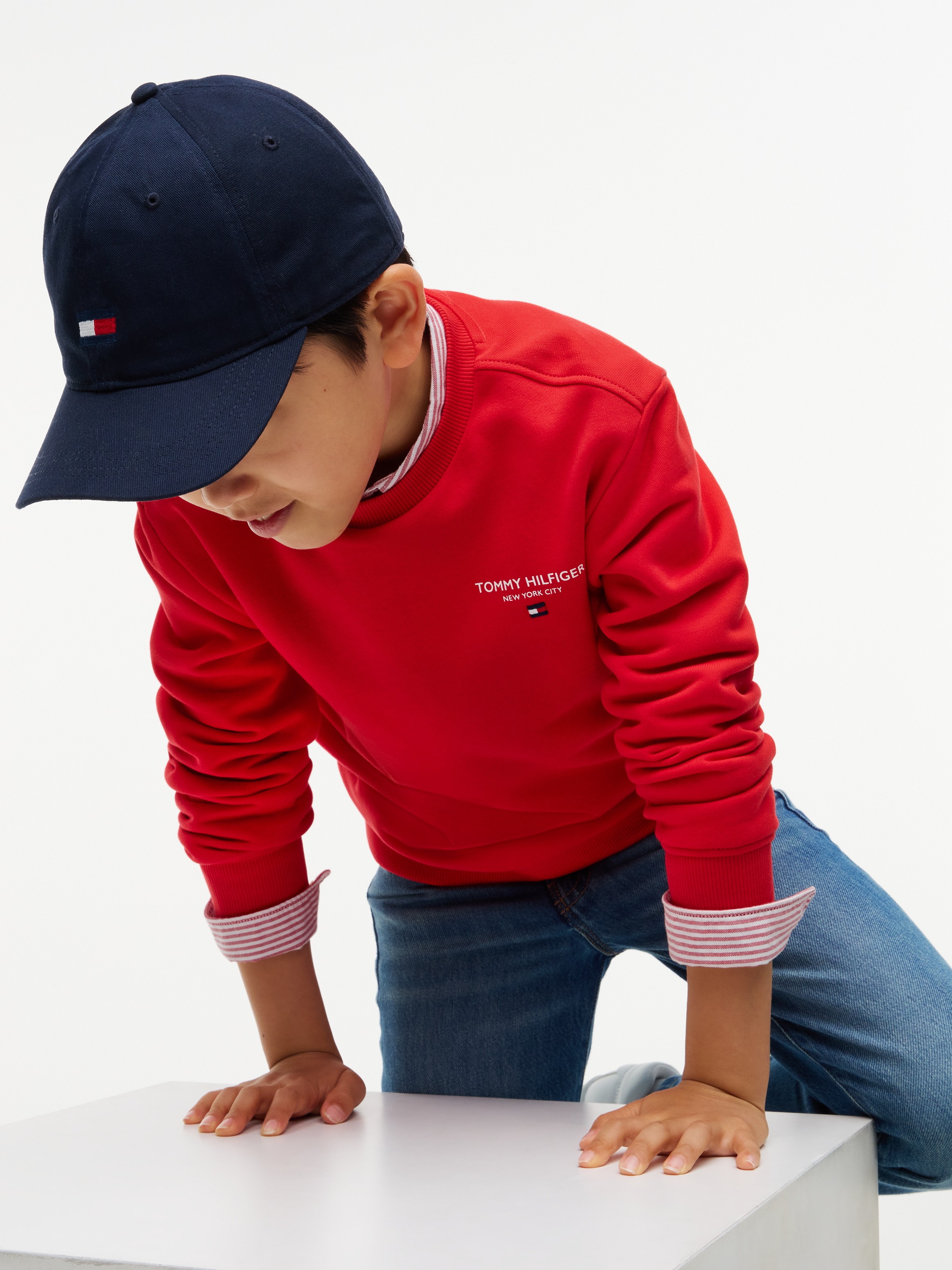 TOMMY HILFIGER Pull pour garçons rouge | 140