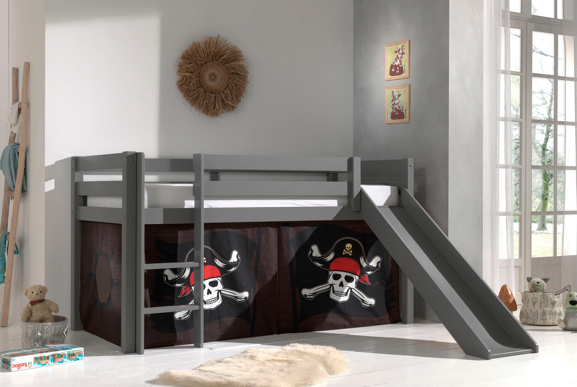 Vipack PINO Lit mezzanine avec toboggan pin massif Gris Pirates