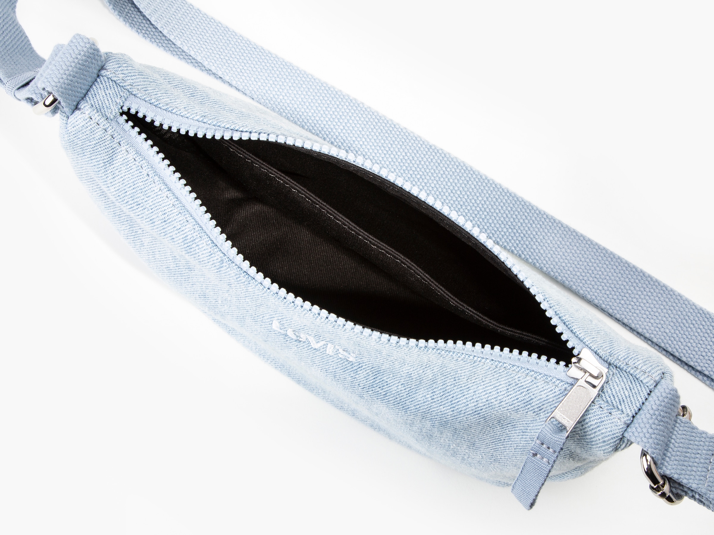 Levi's® Handtasche »WOMEN'S SMALL CROSSBODY BAG OV«, Umhängetasche