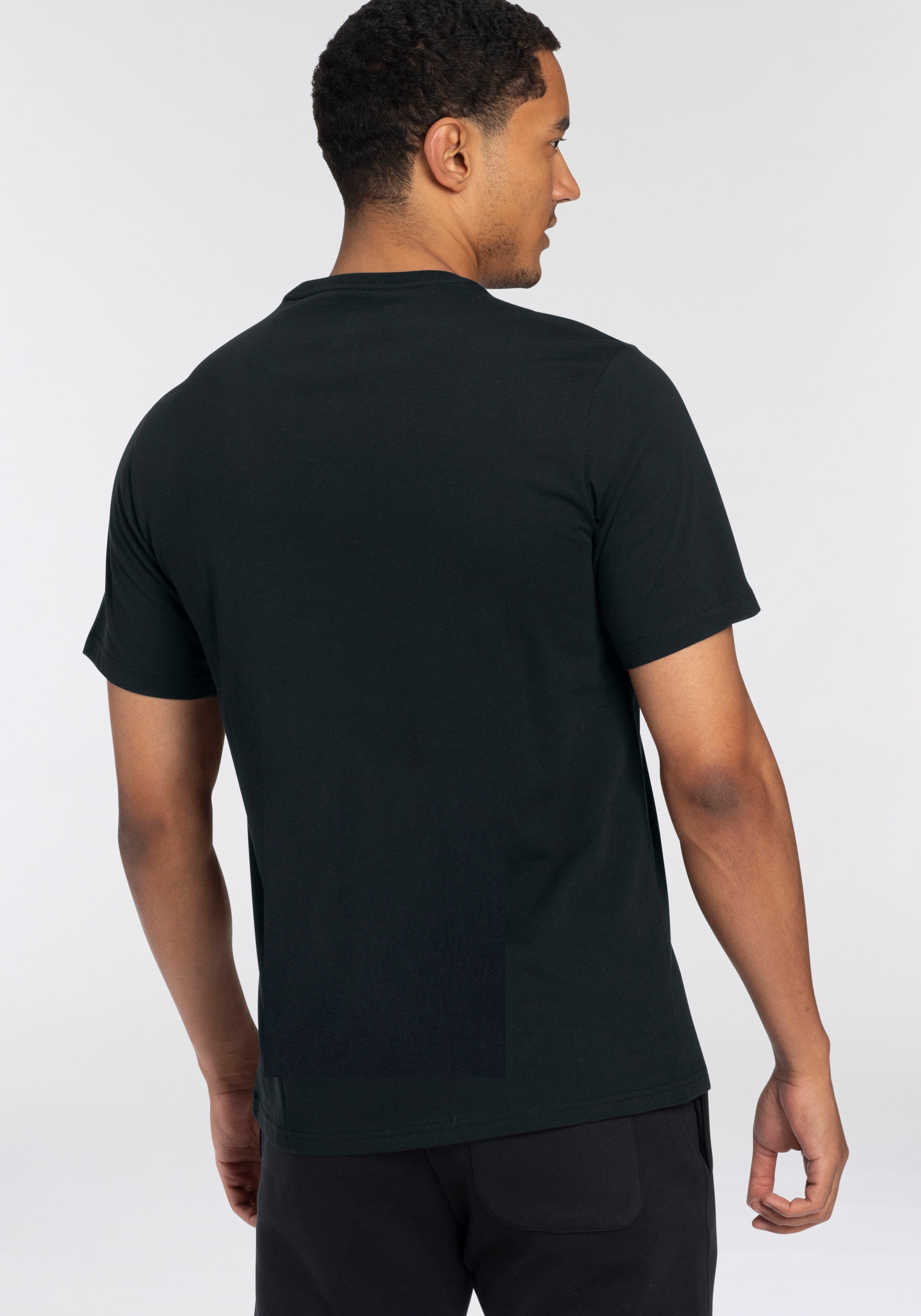 Converse T-Shirt »GO-TO EMBROIDERED CHEVRON online bei TEE«, bestellen Jelmoli-Versand Schweiz Unisex STAR