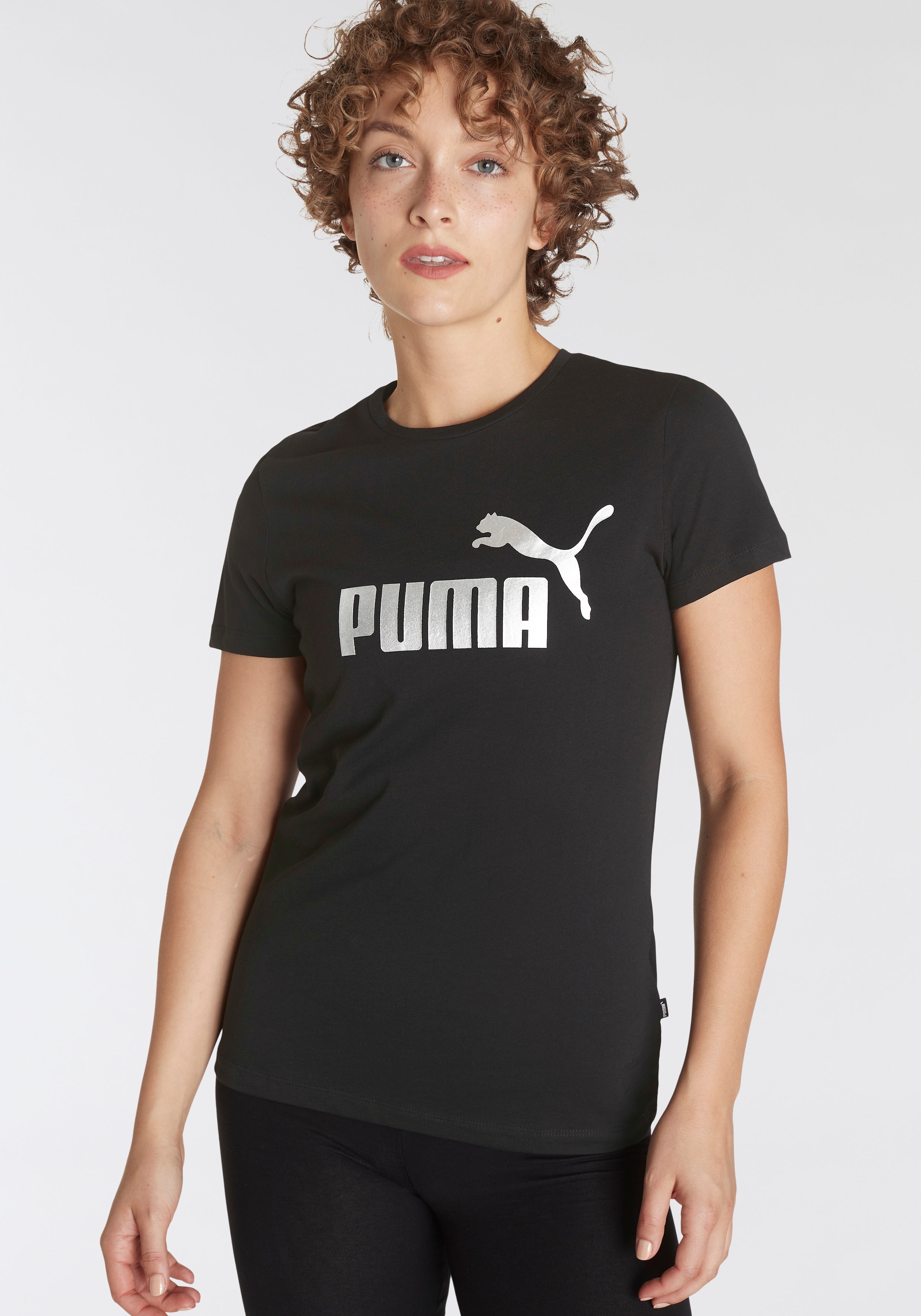 PUMA T-Shirt »ESS+ METALLIC LOGO TEE« Regular Fit, Kurzarm, Rundhalsausschnitt, aus Baumwolle