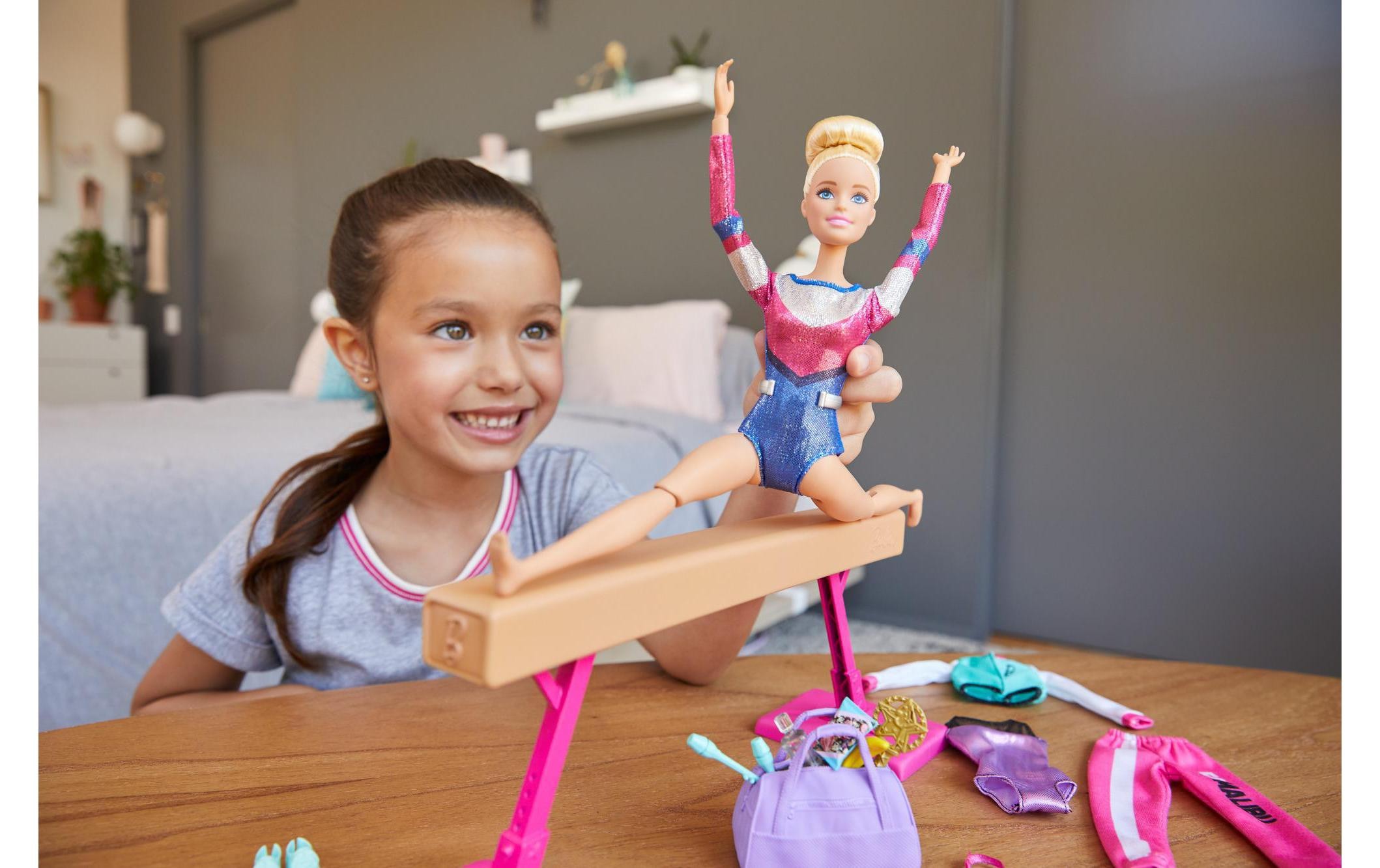 Barbie Spielfigur »Spielset Turnen«, (Set)