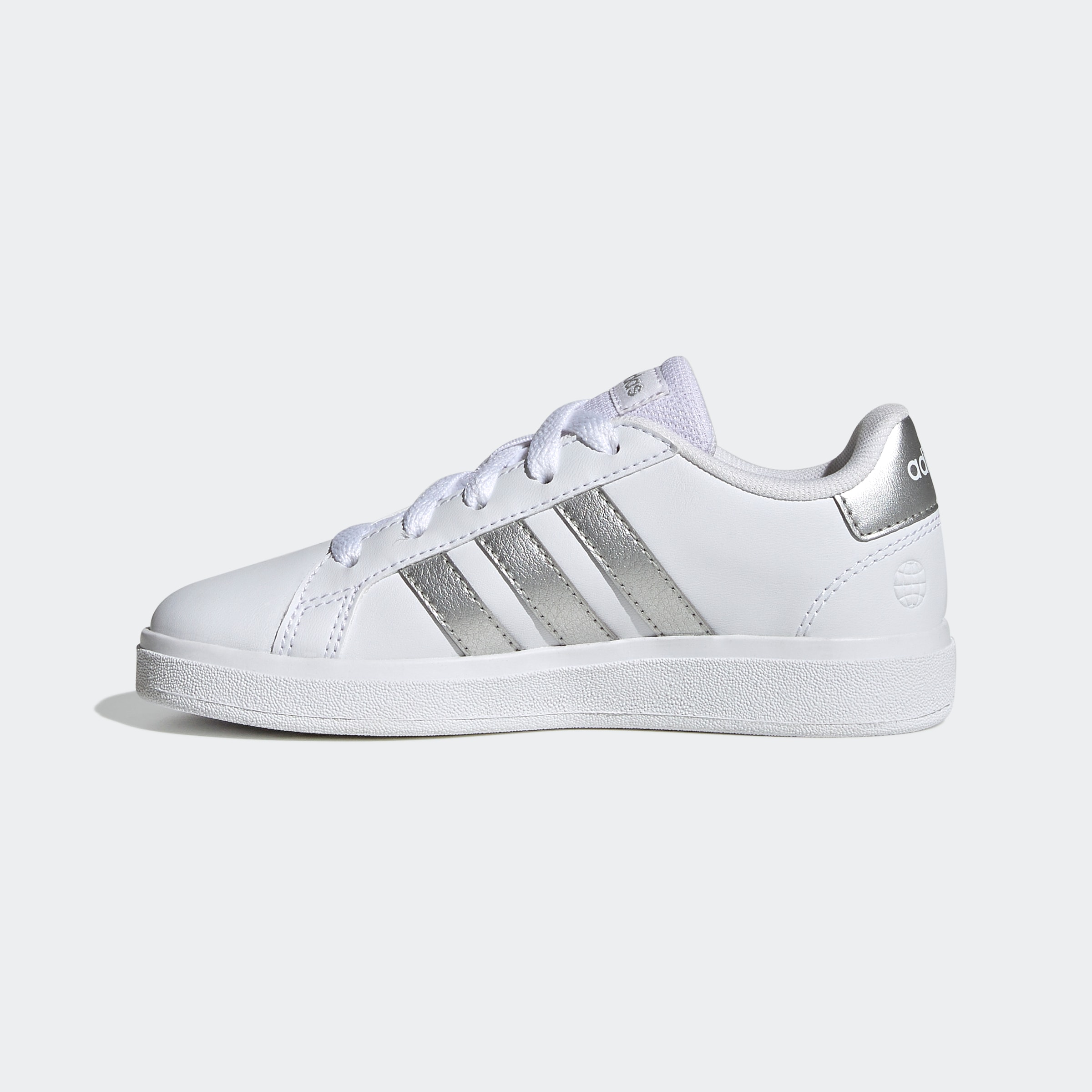 adidas Sportswear Sneaker »GRAND COURT LIFESTYLE TENNIS LACE-UP«, Design auf den Spuren des adidas Superstar