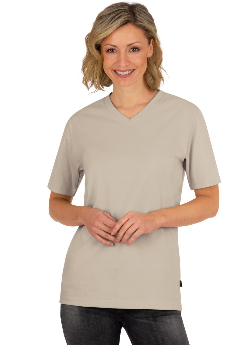 Schweiz shoppen Jelmoli-Versand V-Shirt online Trigema T-Shirt »TRIGEMA DELUXE Baumwolle« bei