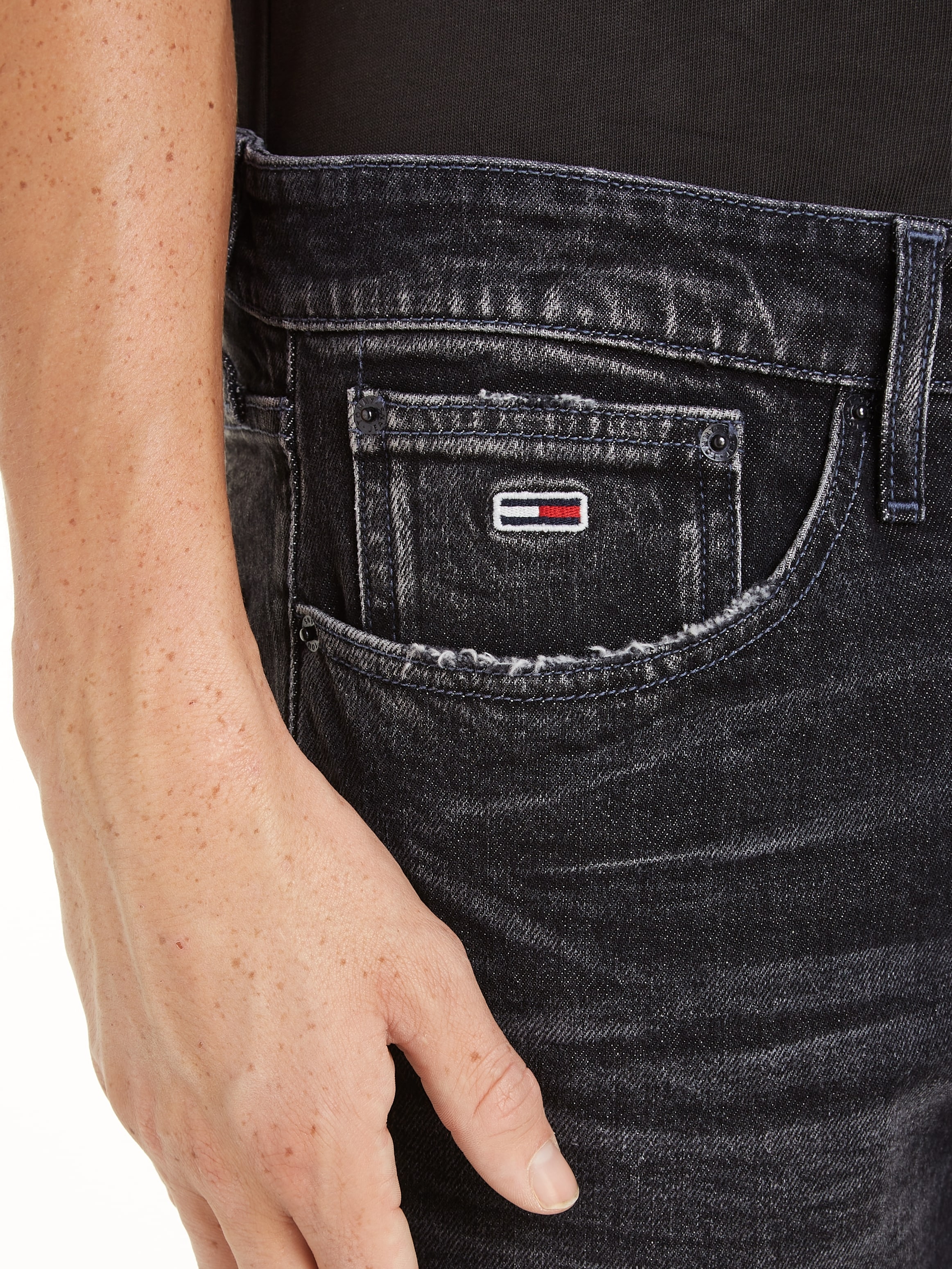 Tommy Jeans Slim-fit-Jeans »AUSTIN SLIM«, im 5-Pocket-Style online kaufen |  Jelmoli-Versand