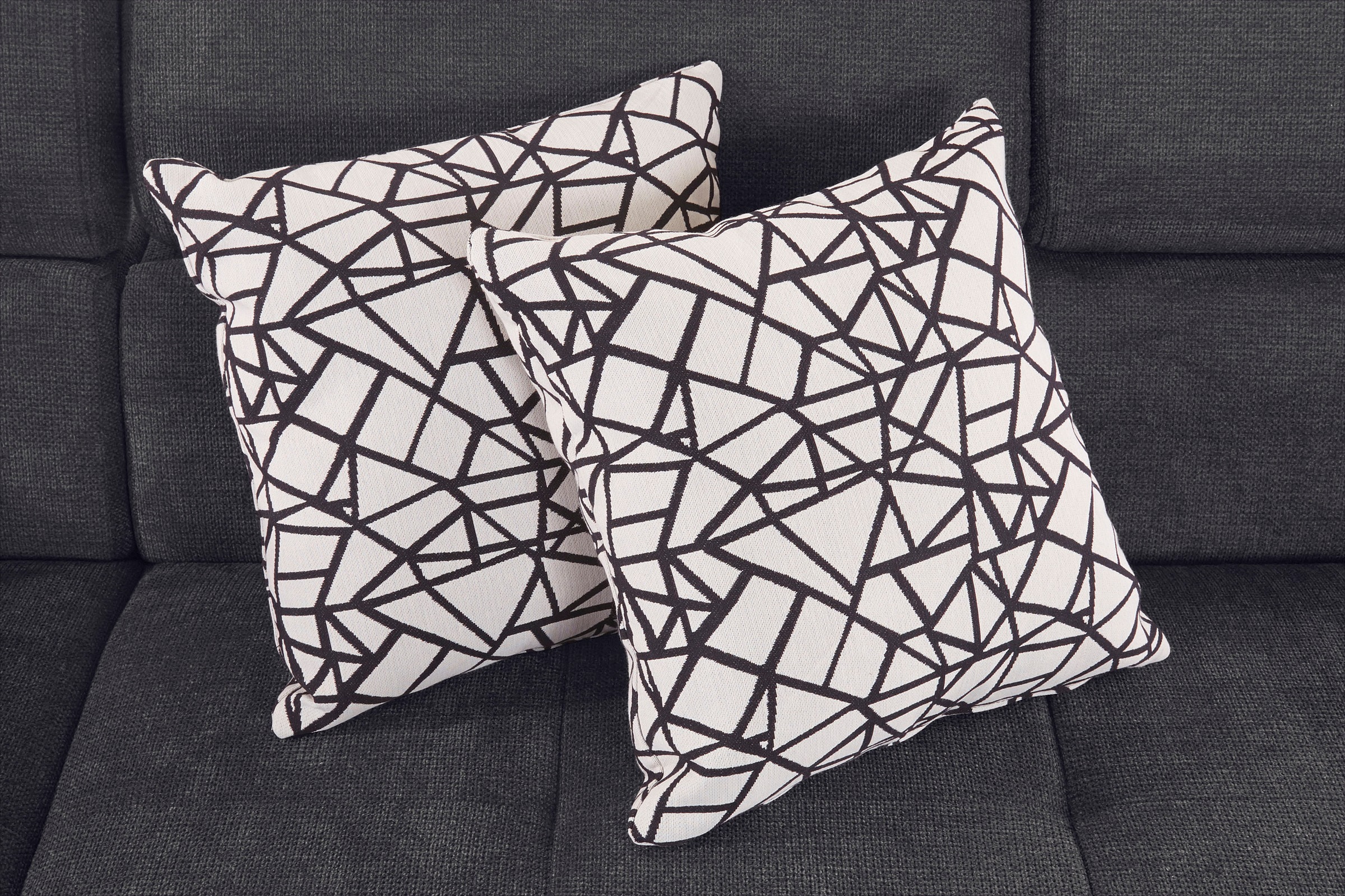 COTTA Ecksofa »Mia L-Form mit 3 Zierkissen«, wahlweise mit Bettfunktion, Bettkasten, Beleuchtung & Wireless-Charger