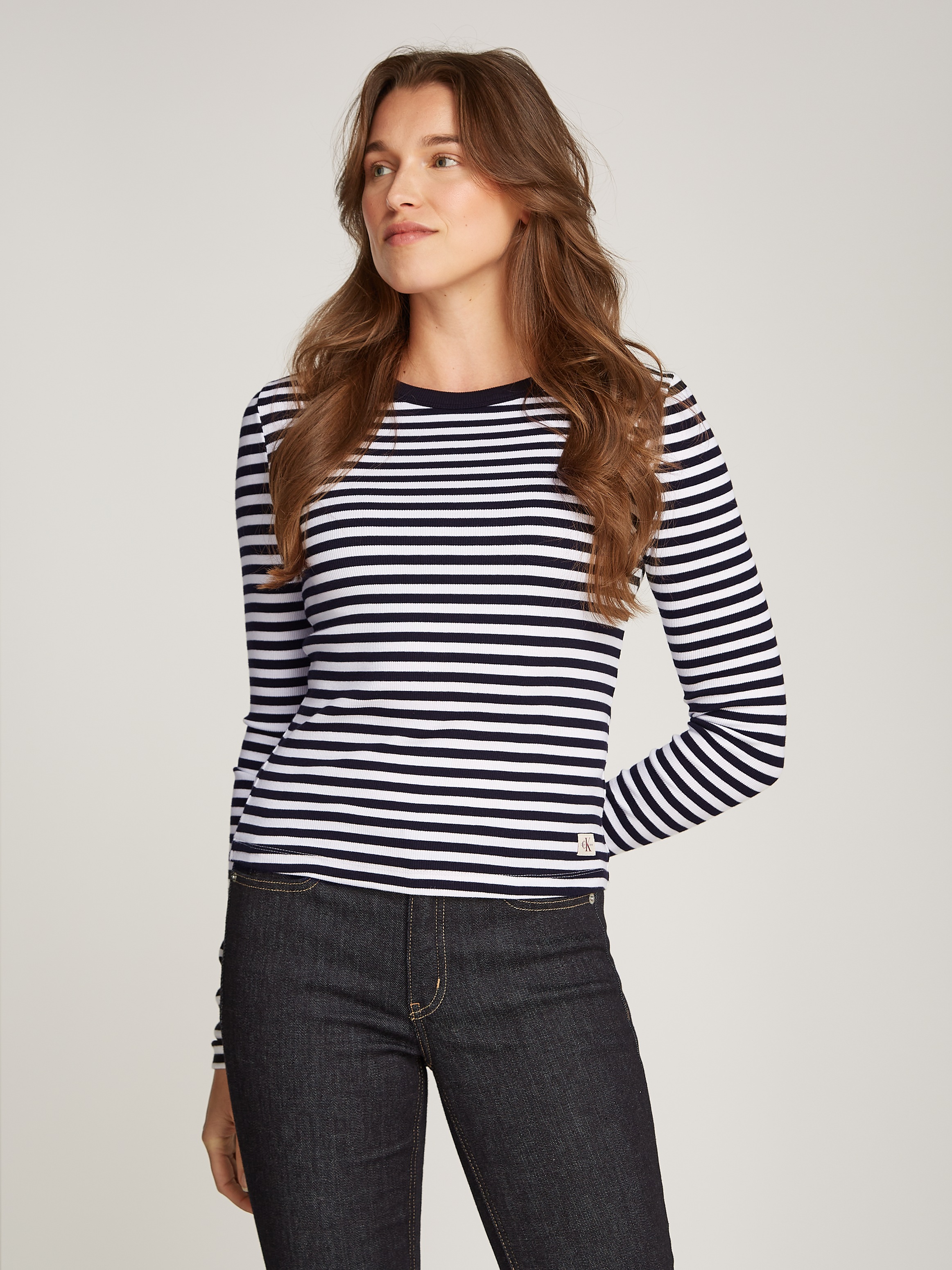 Calvin Klein Jeans Langarmshirt »WOVEN LABEL RIB LONG SLEEVE« mit Logopatch
