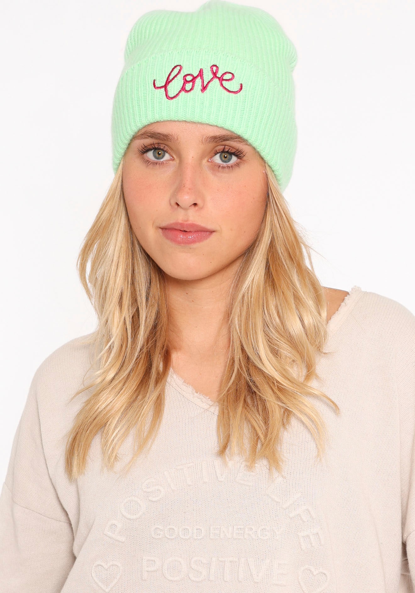 Zwillingsherz Beanie »Beanie mit Love Stickerei«, (Packung), mit dekorativer Stickerei