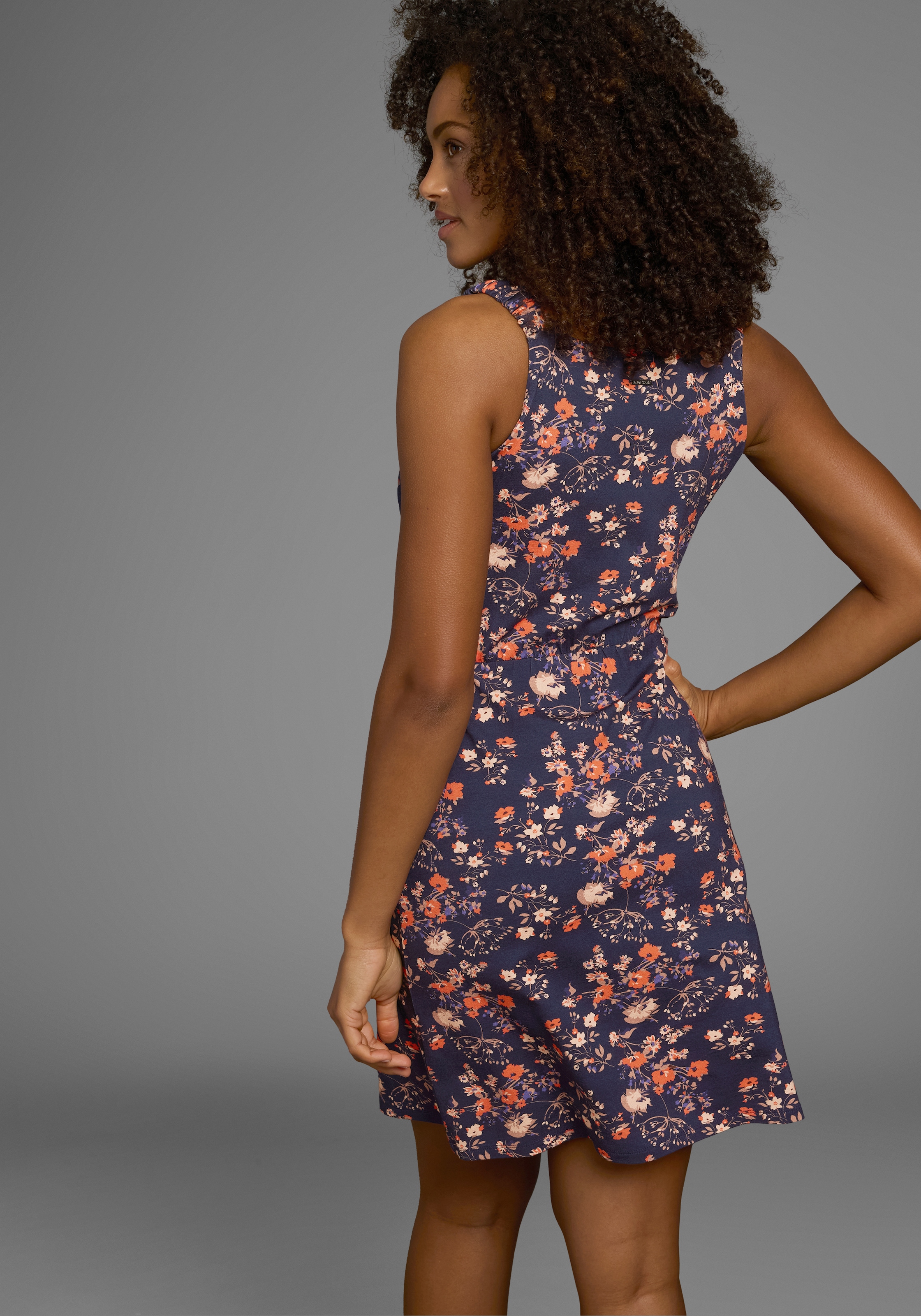 Laura Scott Sommerkleid, mit gerafften Trägern & V-Ausschnitt in Wickeloptik - NEUE KOLLEKTION
