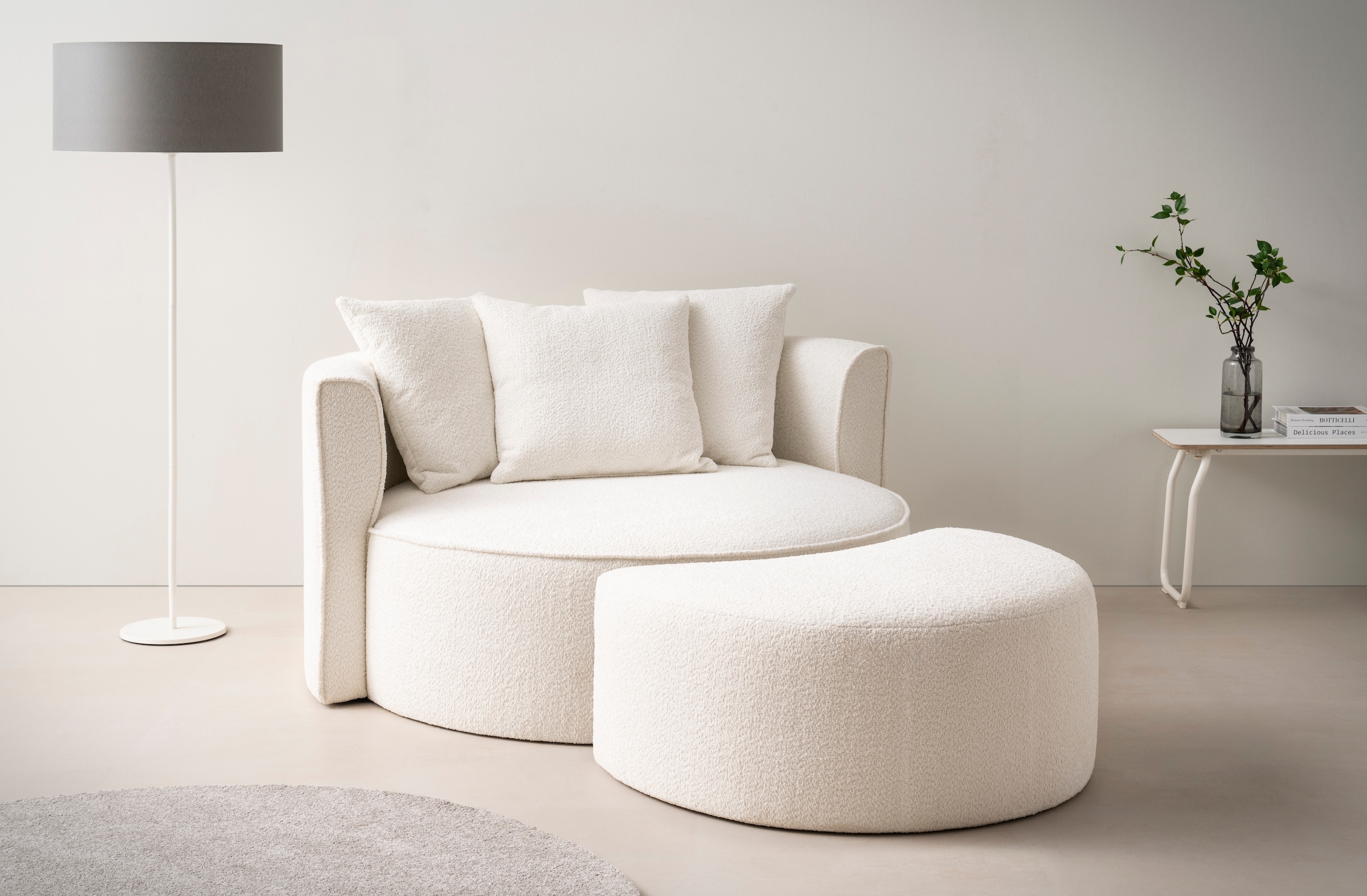 LeGer Home by Lena Gercke XXL-Sessel »Isalie, Rundsessel mit Hocker, Lesesessel, Loveseat, Big-Sessel«, (Set), trendige Stoffe, mit 3 Zierkissen, grosse Sitzfläche