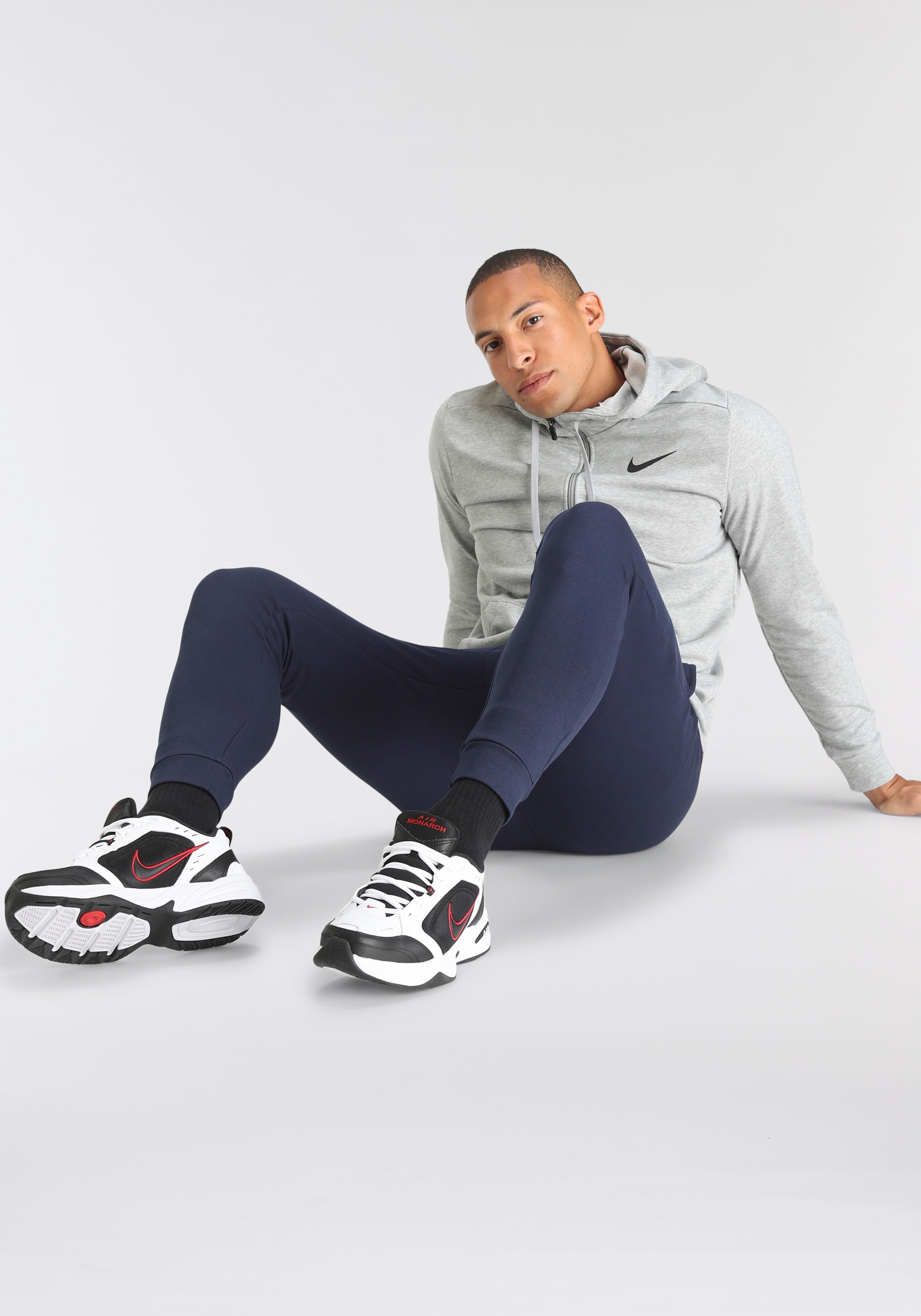 Nike Trainingsschuh »AIR MONARCH IV«