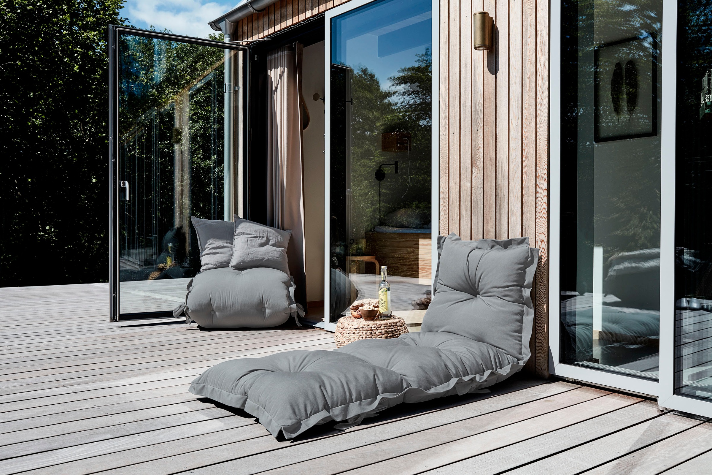 Karup Design Gartensessel "SIT & SLEEP out™, Loungesessel, Sonnenliege, in Schlafplatz wandelbar" Liegefläche 80x200 cm, Outdoor geeignet, Schmutz- und Wasserabweisend, Made in Europe