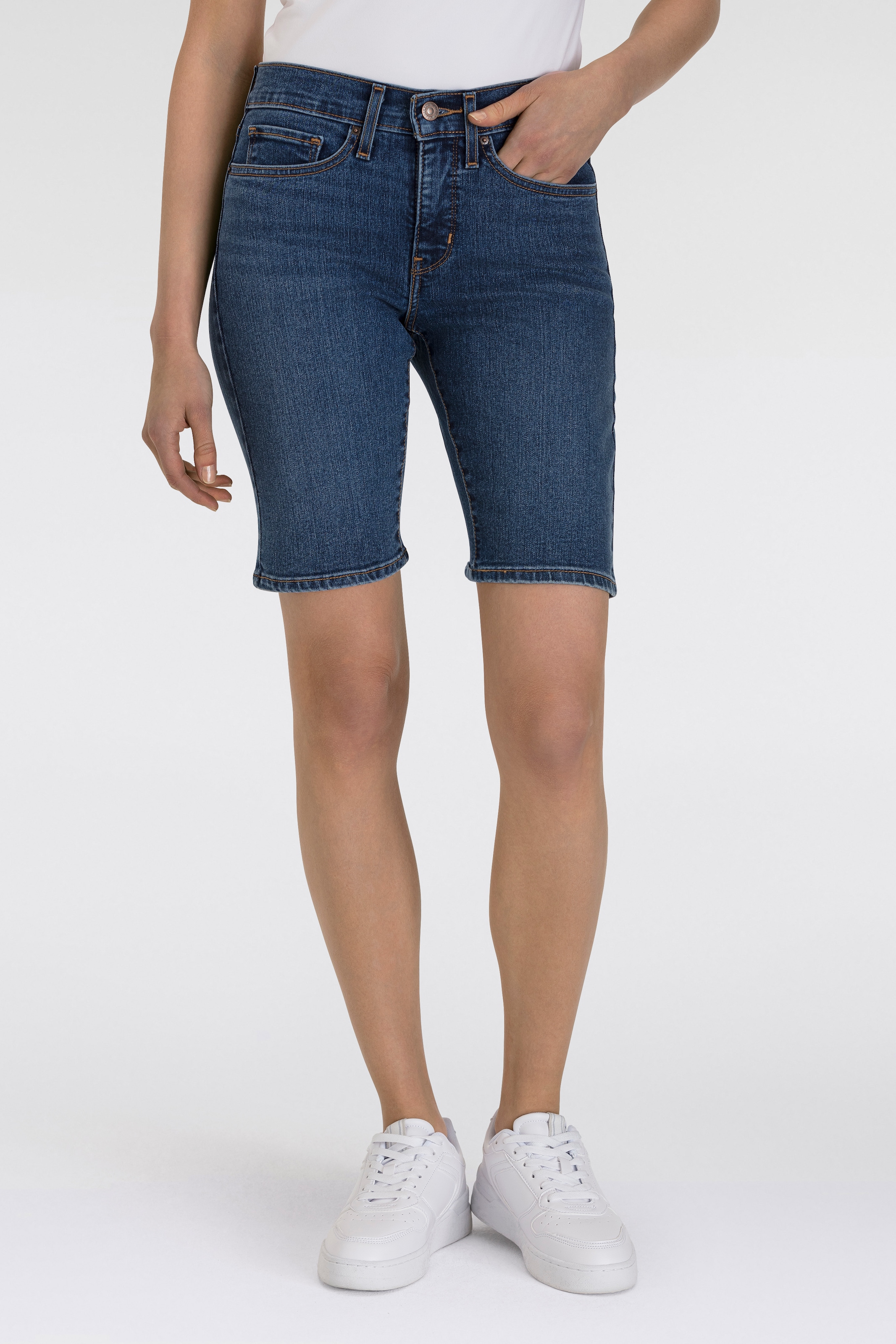 Levi's® Shorts »SHAPING BERMUDA« Sommerhose im Five-Pocket Style
