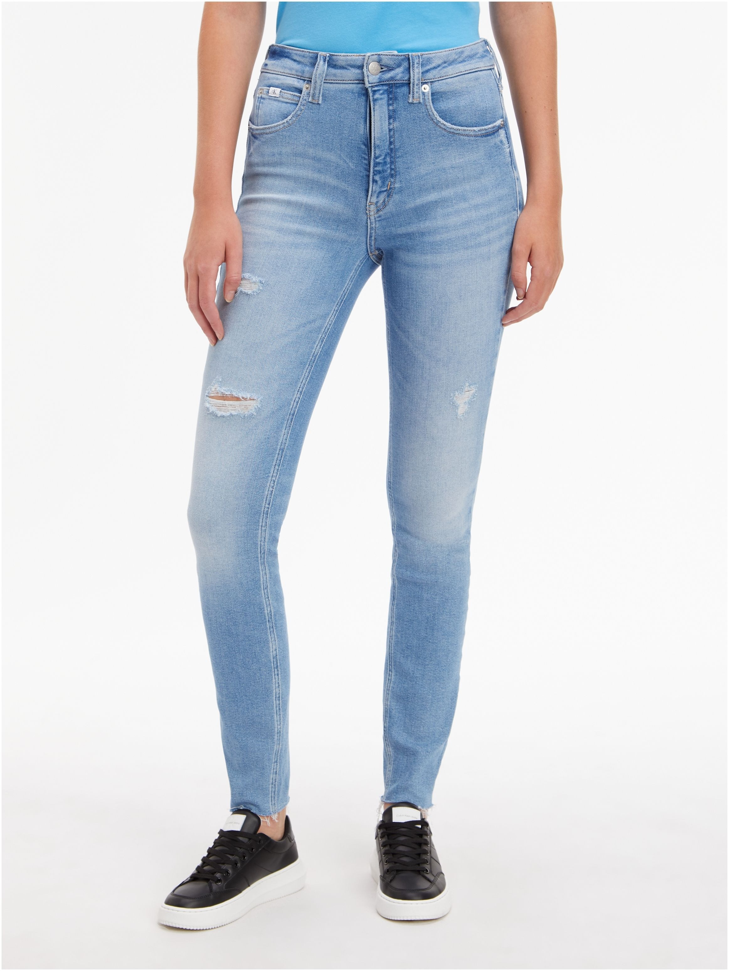 Bein offenem, Jeans Abschluss online Calvin bestellen Jelmoli-Versand Skinny-fit-Jeans, | ausgefranstem Klein mit am