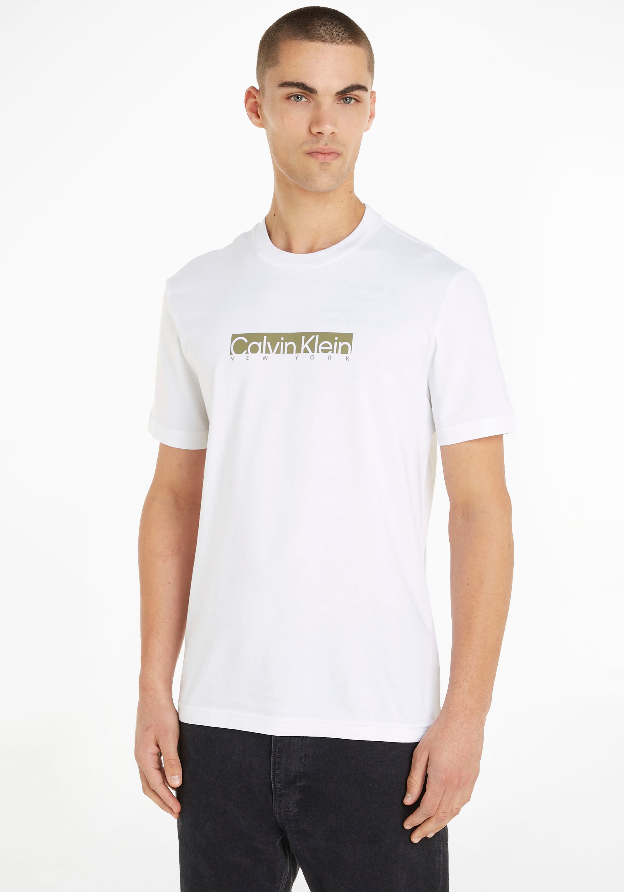 Calvin Klein Kurzarmshirt, mit shoppen Logo Brust Jelmoli-Versand der Klein online Calvin | auf