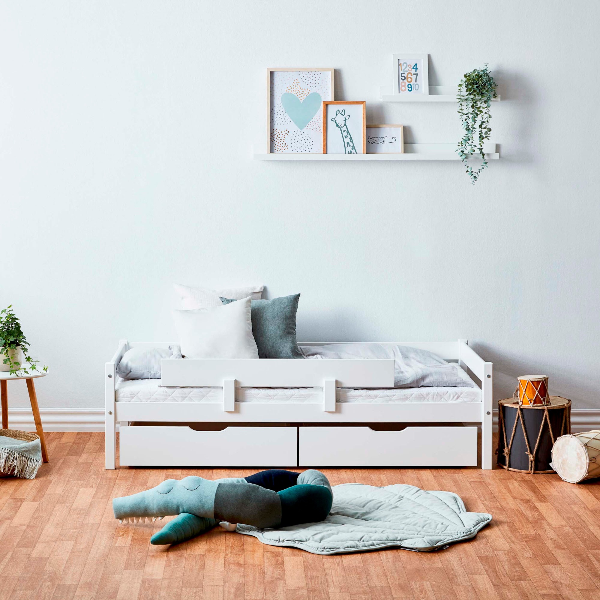 Home affaire Jugendbett »ECO One«, Kinderbett mit Rausfallschutz, mit 2 Schubkästen
