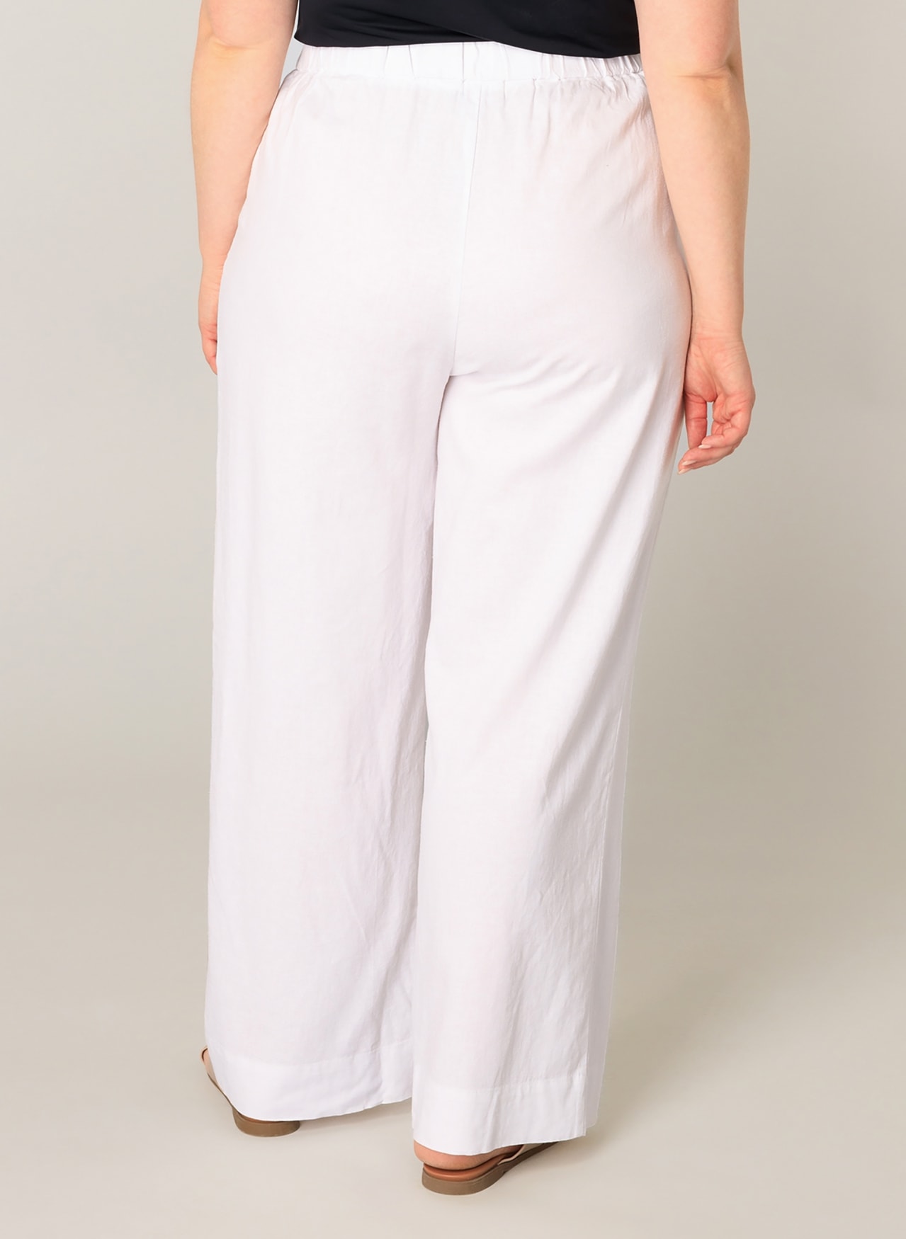 Base Level Curvy Leinenhose »Yula«