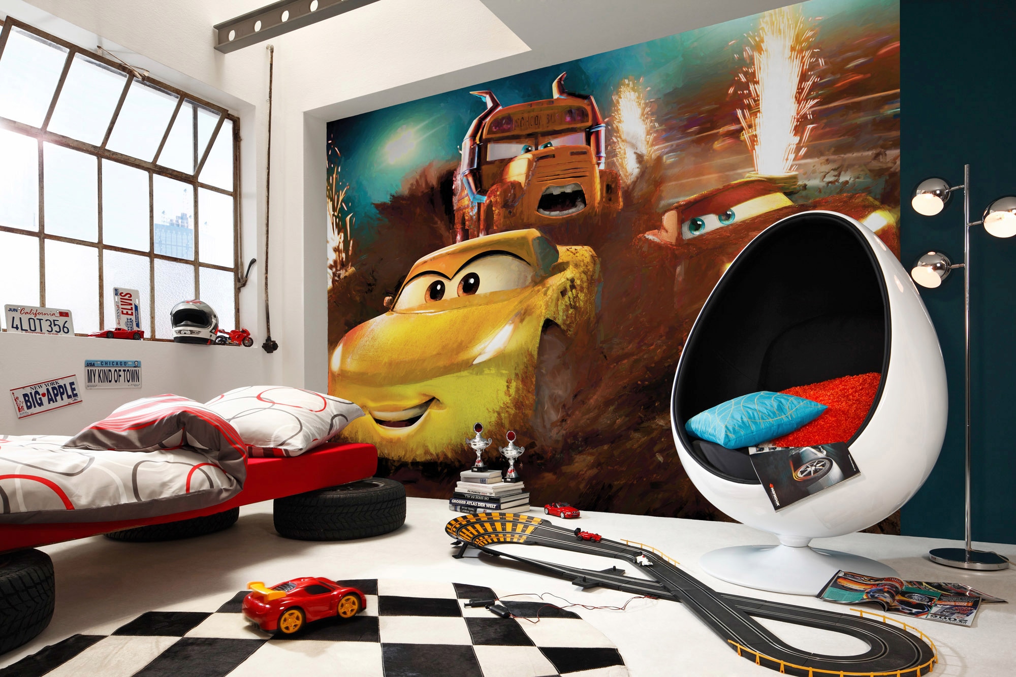Komar Vliestapete »Digitaldruck Vlies - Cars Dirt Track - Grösse 350 x 250 cm«, bedruckt, Kinderzimmer