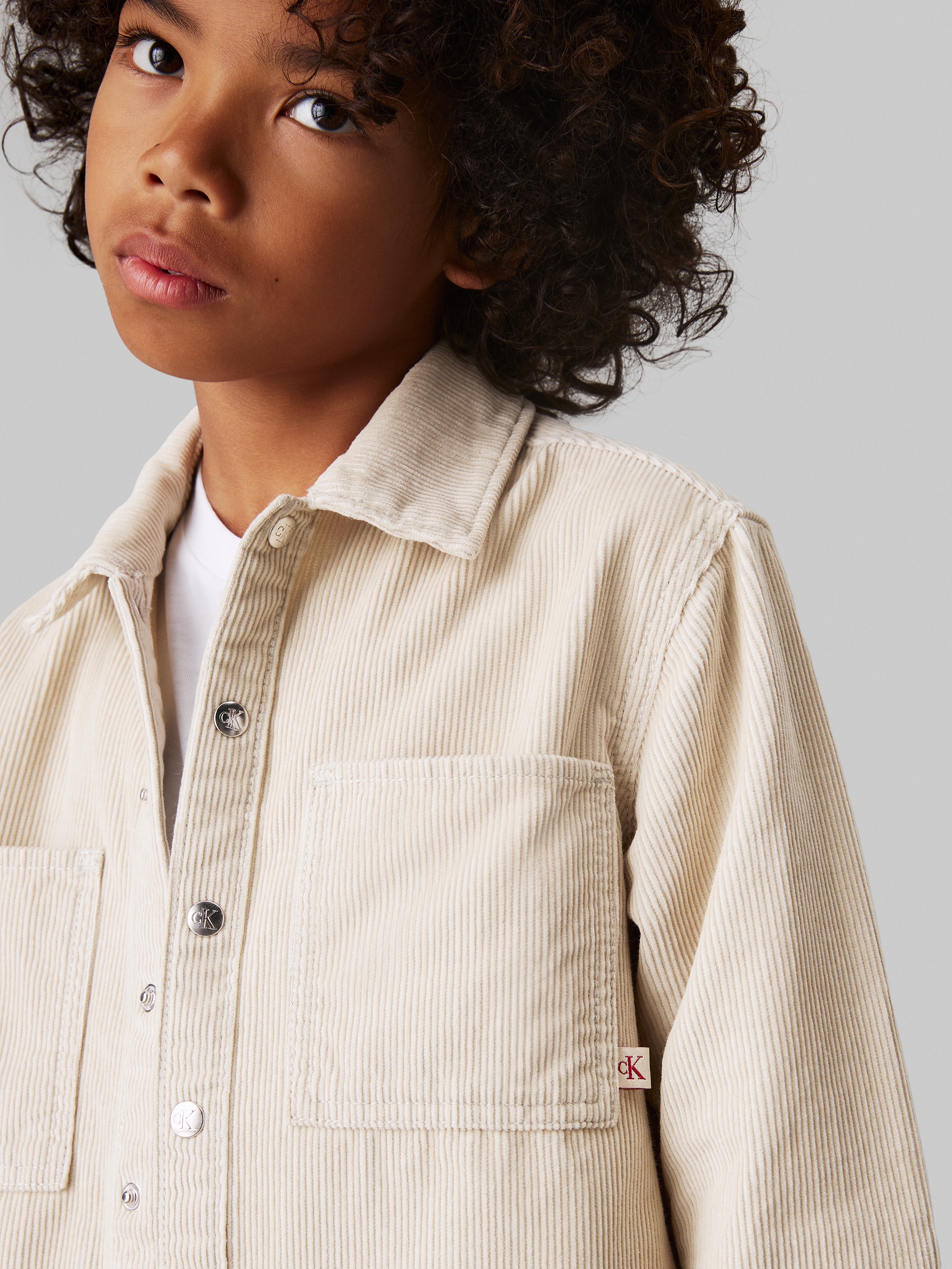 Calvin Klein Jeans Langarmhemd »Corduroy Straight Overshirt«, für Kinder bis 16 Jahre und mit Logopatch