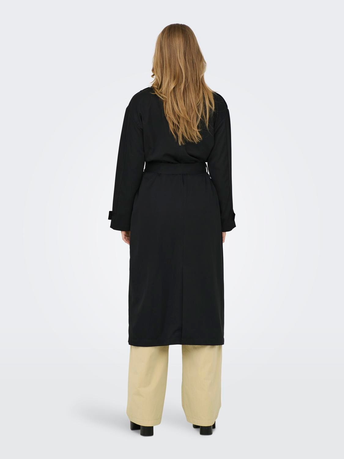 ONLY Trenchcoat »ONLLINE X-LONG TRENCHCOAT OTW NOOS«, mit Bindegürtel an der Taille - 2 Seitentaschen