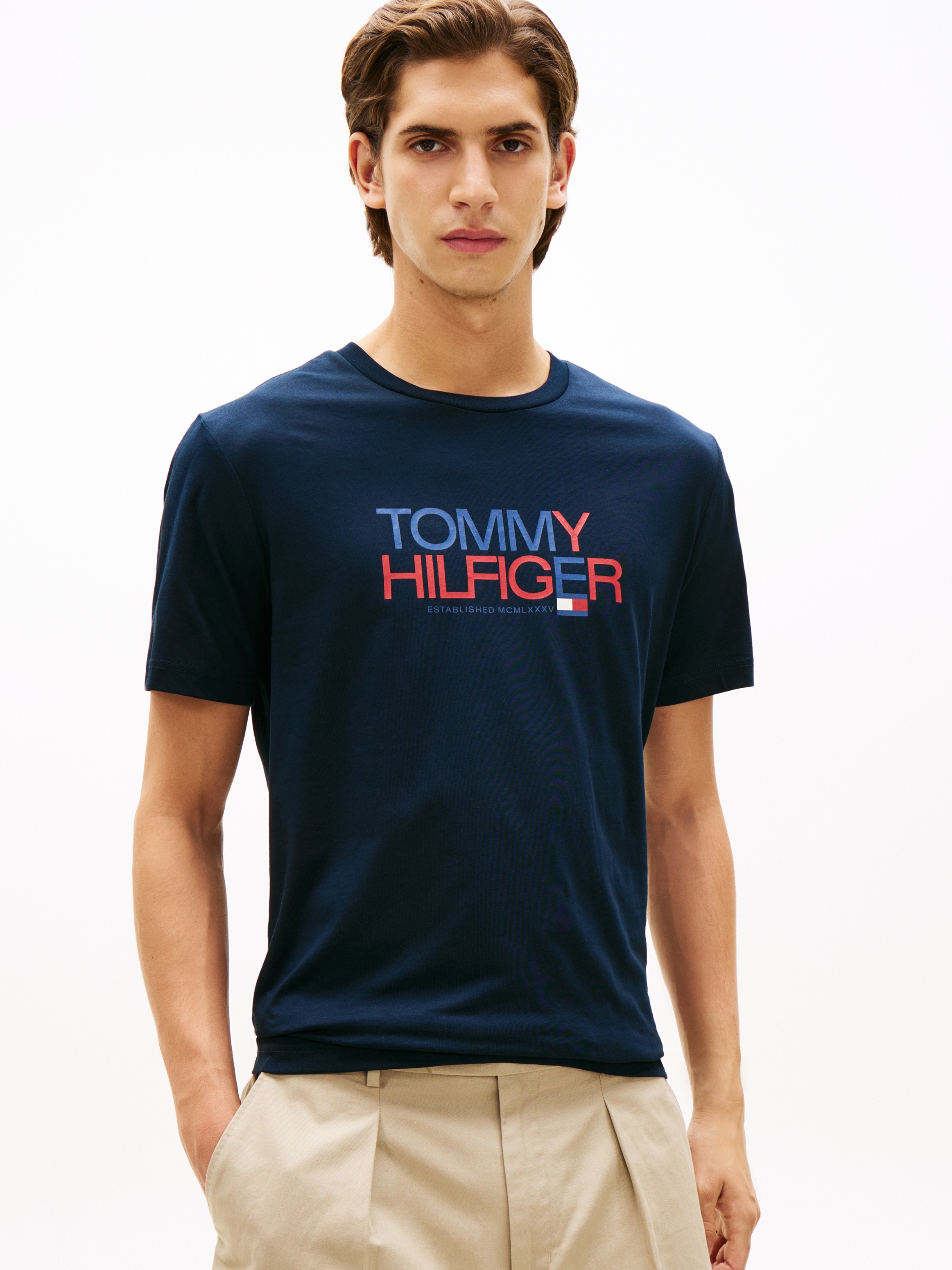 Tommy Hilfiger T-Shirt "BRAND LOVE BIG TEXT" Regular fit mit Rundhalsausschnitt
