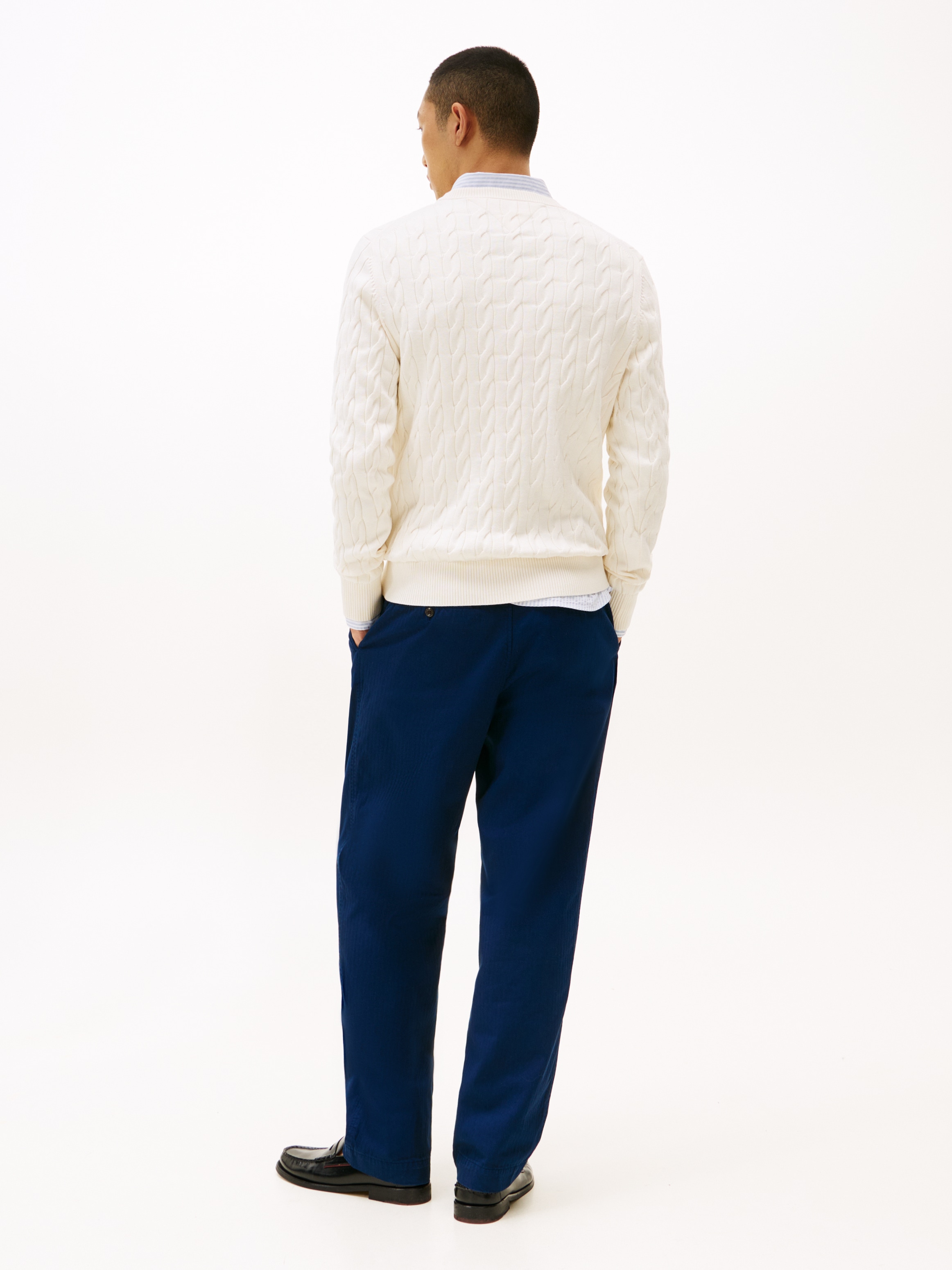 Tommy Hilfiger Strickpullover »CLASSIC CABLE CREW NECK mit Strukturstrick und Flaglabel«, unifarben, casual, regular fit, Baumwolle, Rundhals