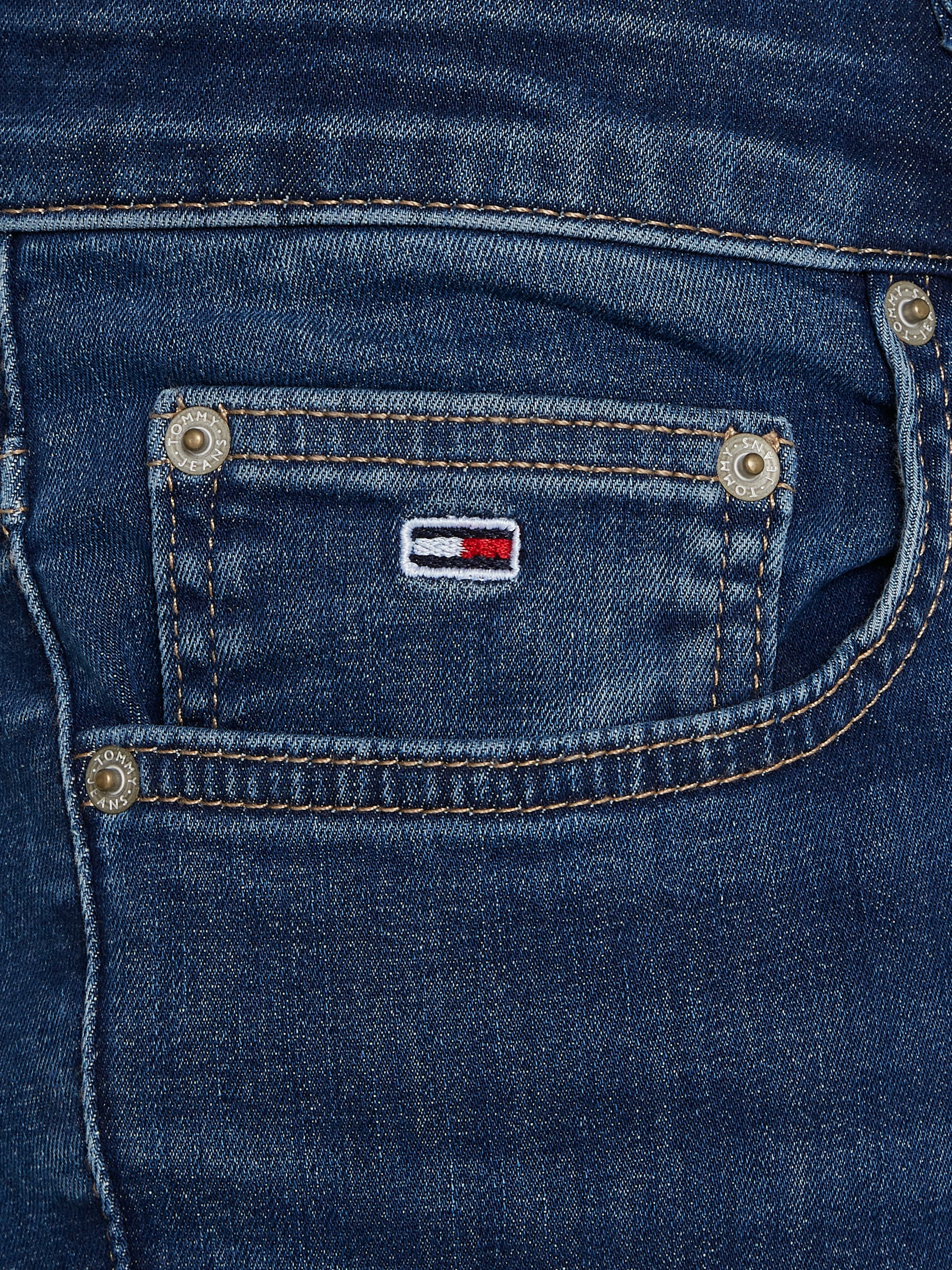 Tommy Jeans Curve Schlagjeans »CRV SYLVIA HGH FLR«, in Grossen Grössen im 5-Pocket-Style