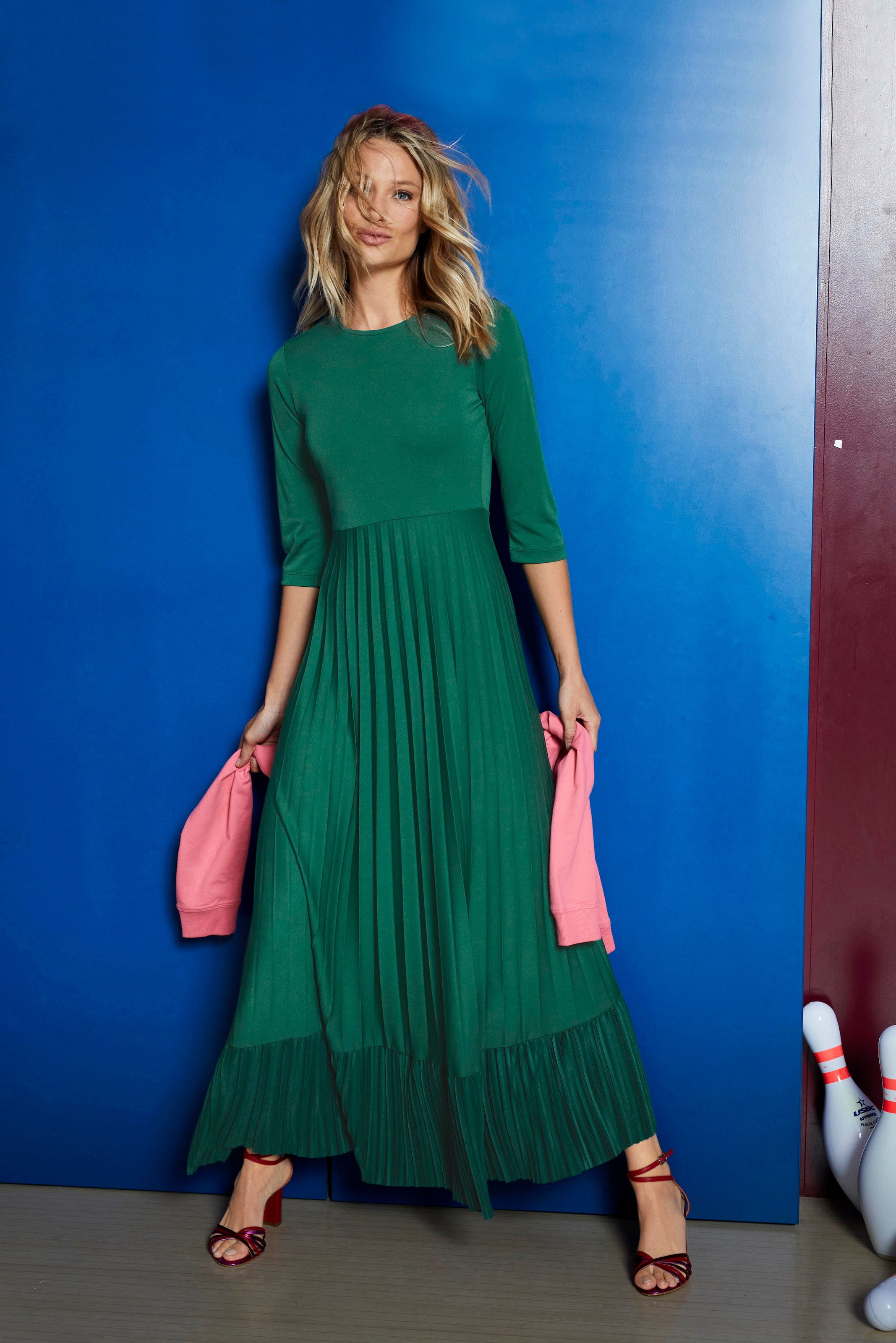 Aniston CASUAL Maxikleid, Rockteil mit Volant aus Plissee online shoppen |  Jelmoli-Versand