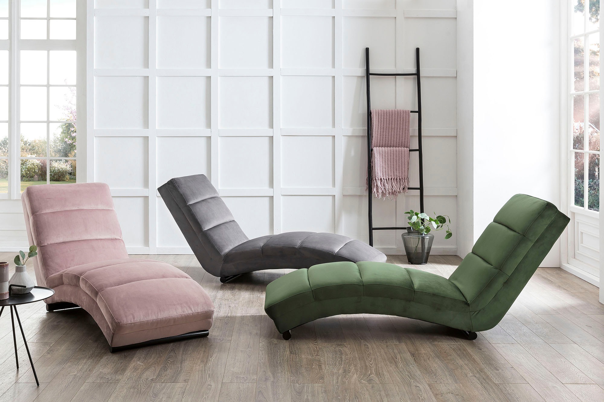 SalesFever Relaxsessel »Komfortable Loungeliege«, Stilvolles Design mit eleganter Quersteppung
