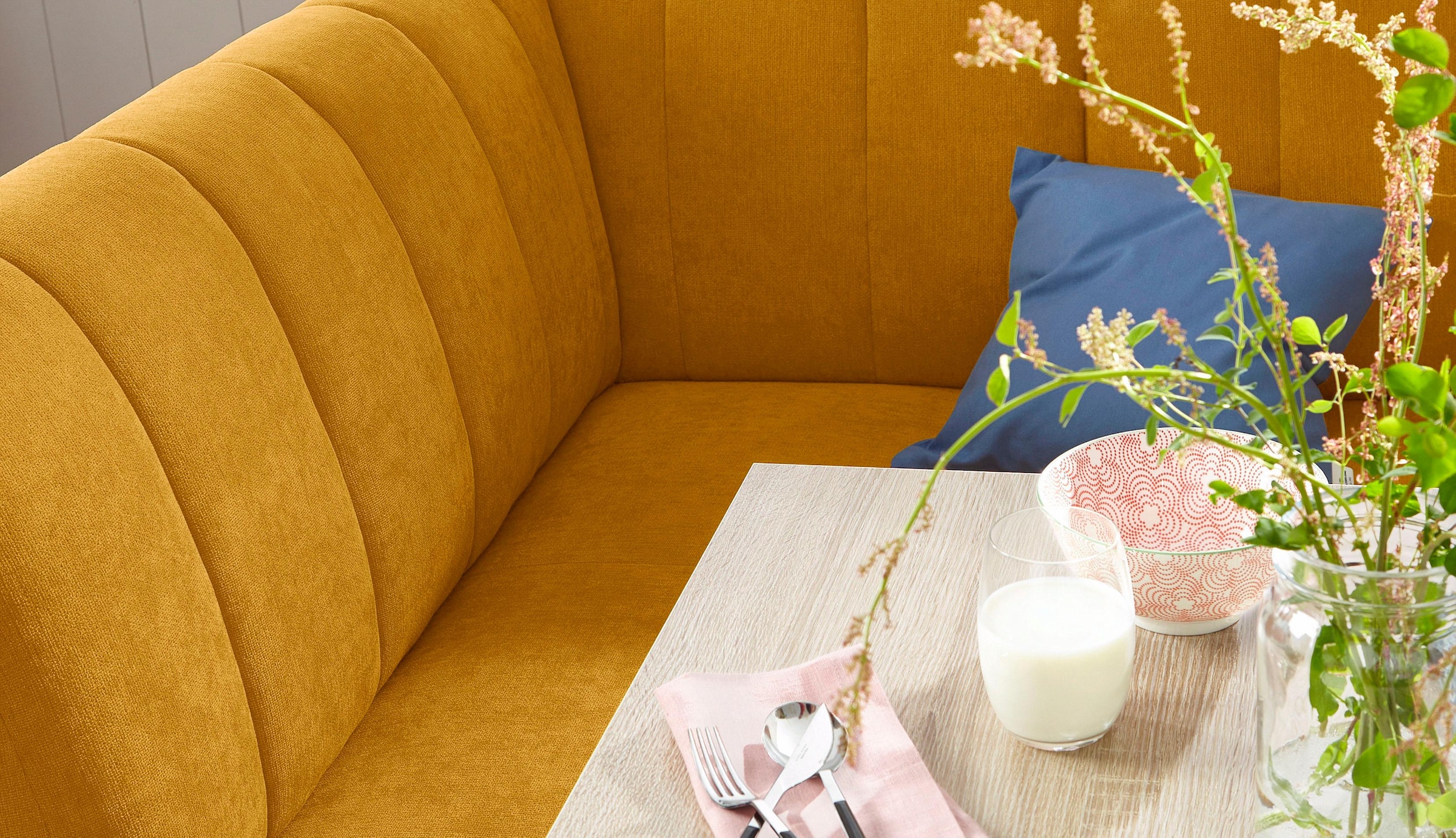exxpo - sofa fashion Eckbank »Costa, moderne Rückensteppung, bequem und elegant, hoher Holzfuss«, hochwertig verarbeitet, Frei im Raum stellbar