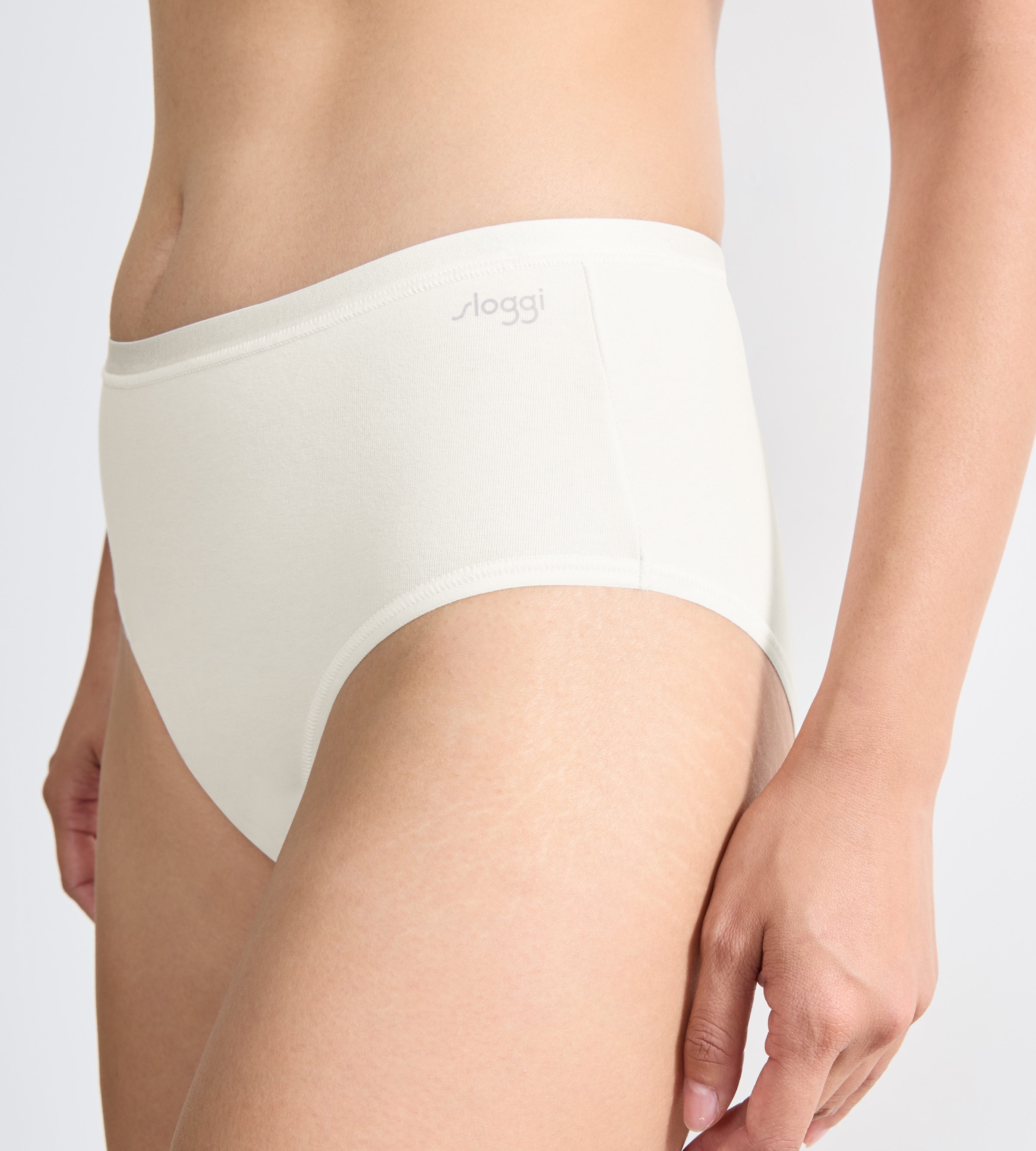 sloggi Midislip »GO Daily Cotton«, (3er Pack), Glanz-Effekt Details, weich, Baumwollmix, bequem, elastisch
