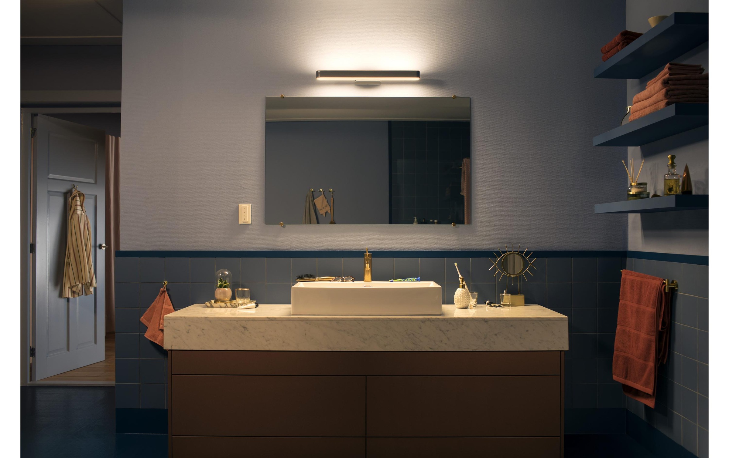Philips Hue Wandleuchte »White«, 1 flammig