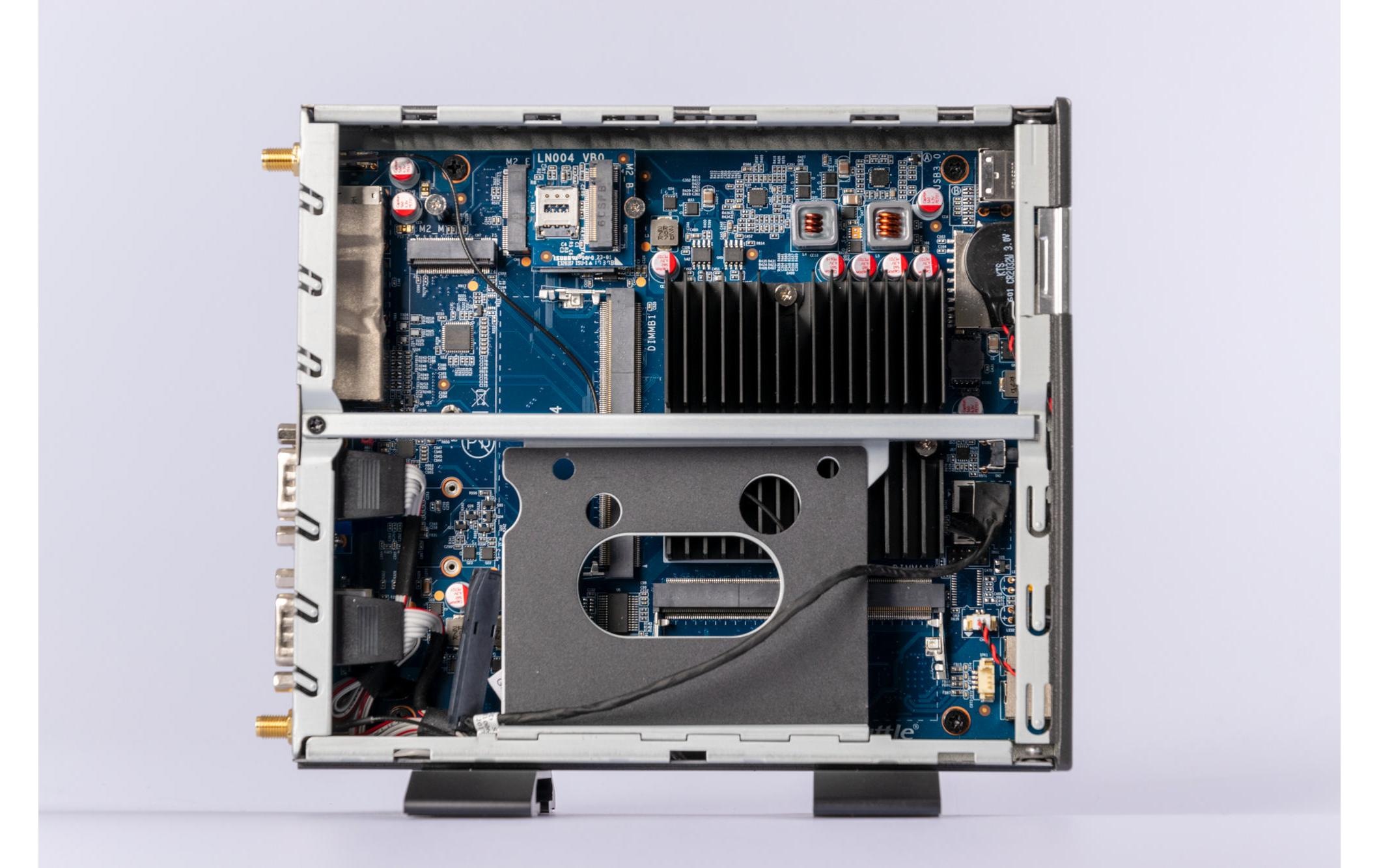 Shuttle PC »slim DL1000EP«