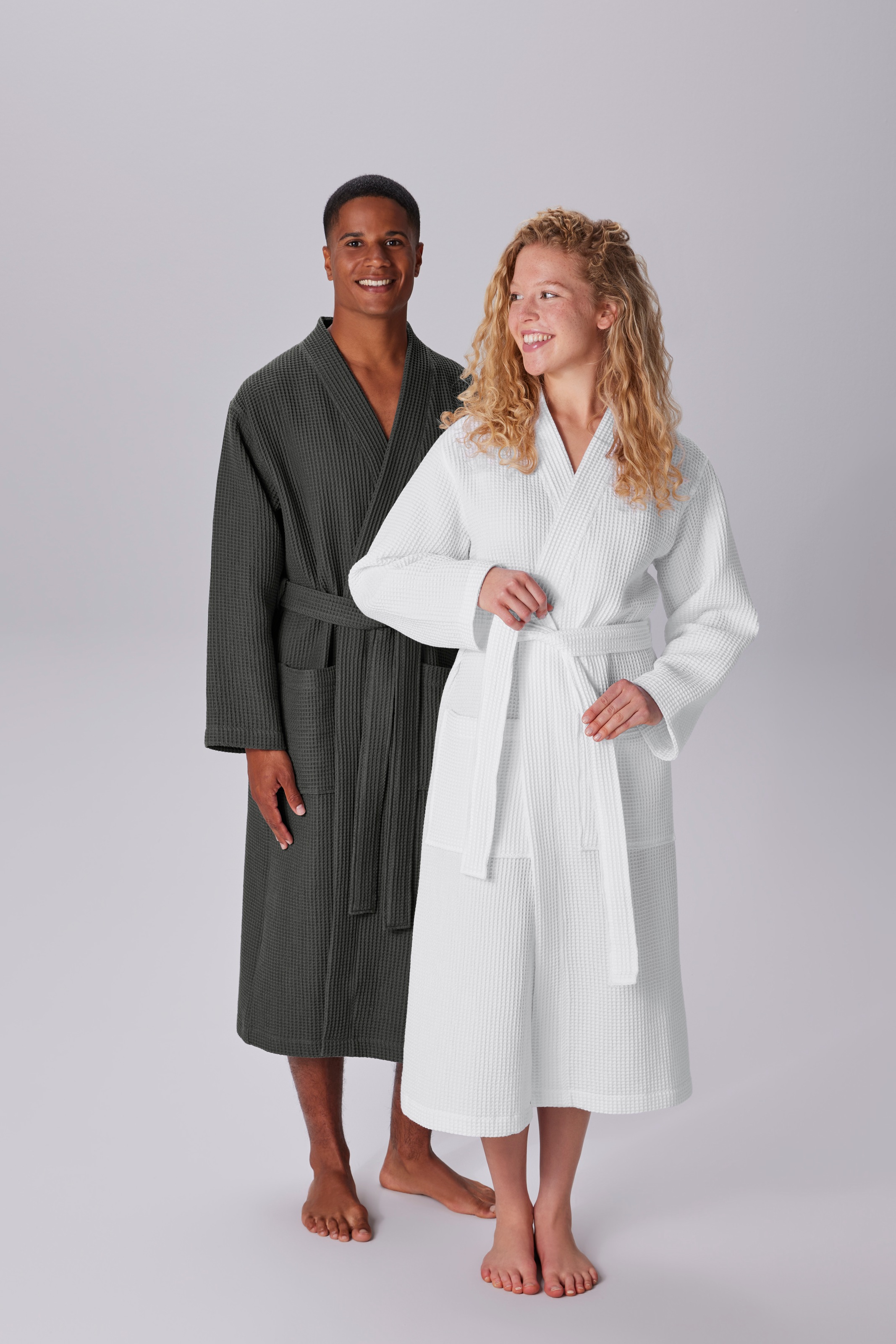 my home Unisex-Bademantel »Inga, Waffelpiqué, ideal für Sauna & Spa, Hotelbademantel«, (1 St.), kleines Packmass, Taschen, Damen & Herren, S-3XL, Morgenmantel