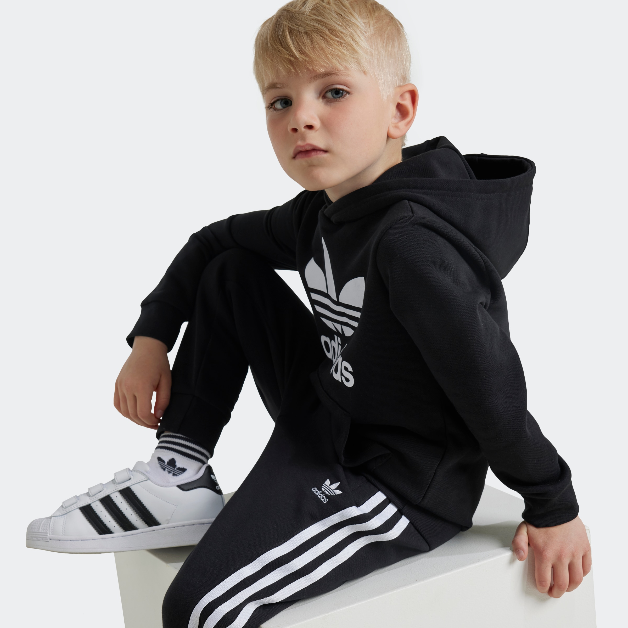 adidas Originals Trainingsanzug »HOODIE SET«, (2 tlg.)