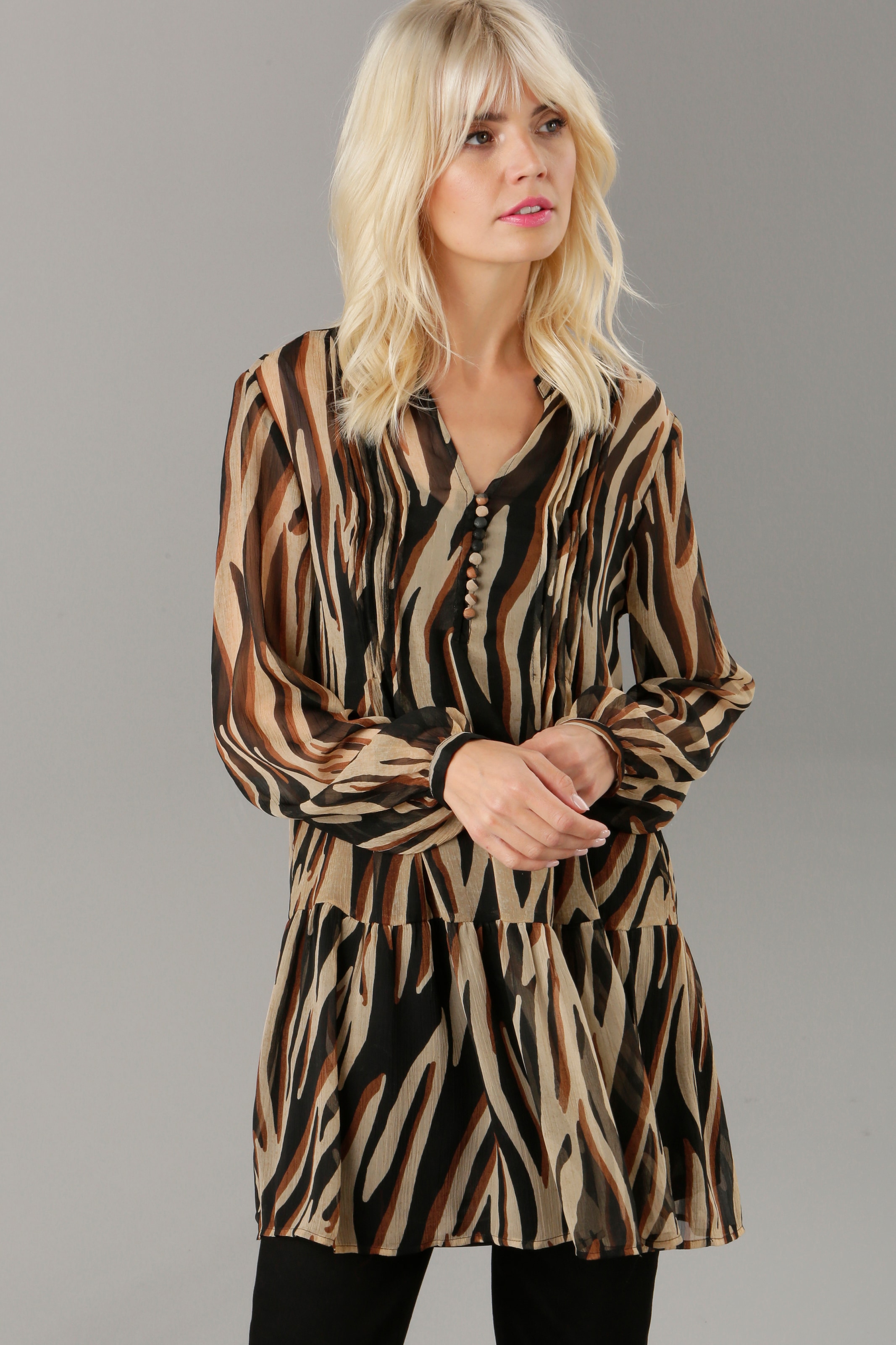 Aniston SELECTED Longtunika, mit stoffbezogenen Jelmoli-Versand online Knöpfen | Biesen und shoppen