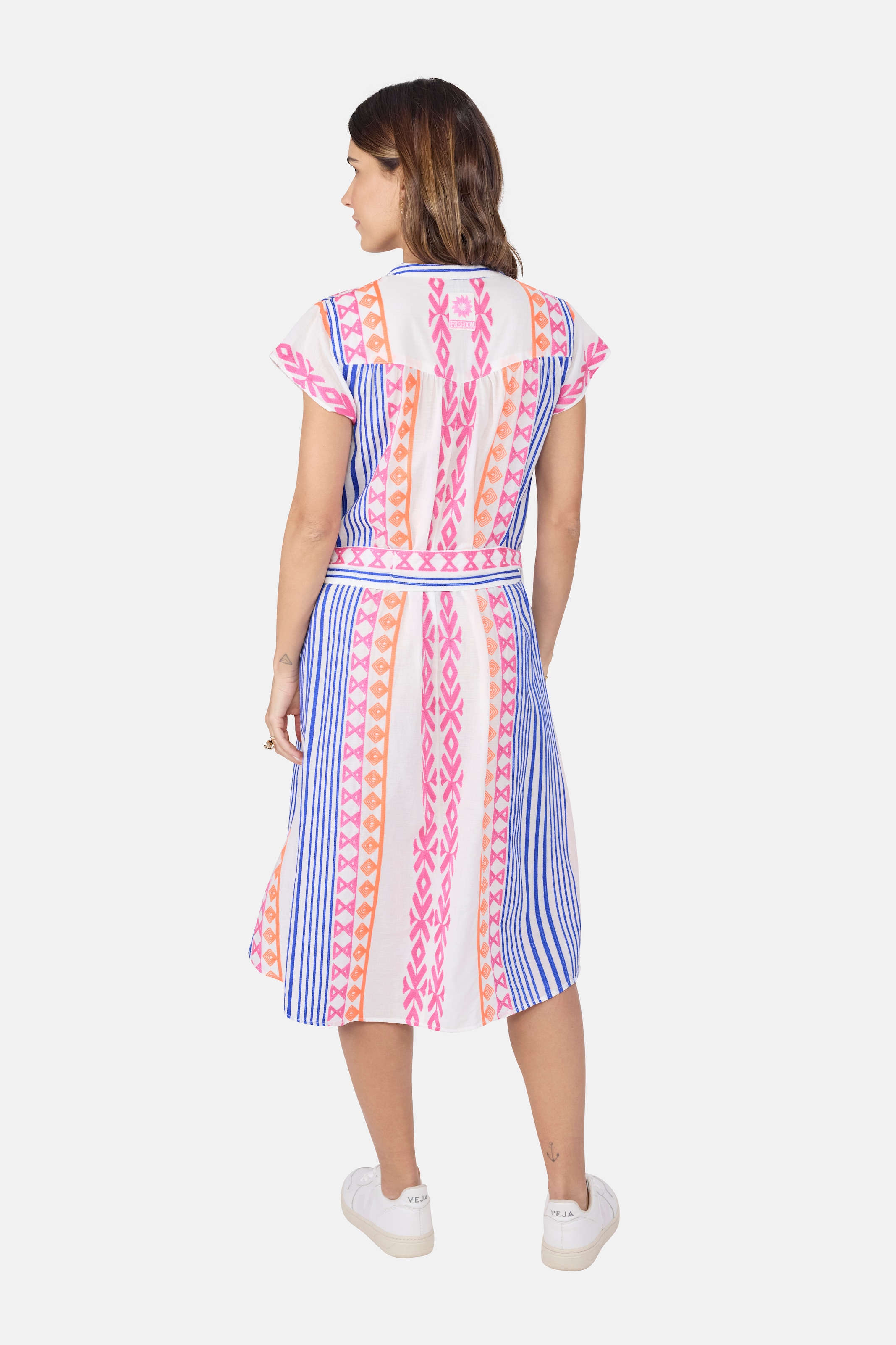 Lieblingsstück Sommerkleid, mit allover Stickereien
