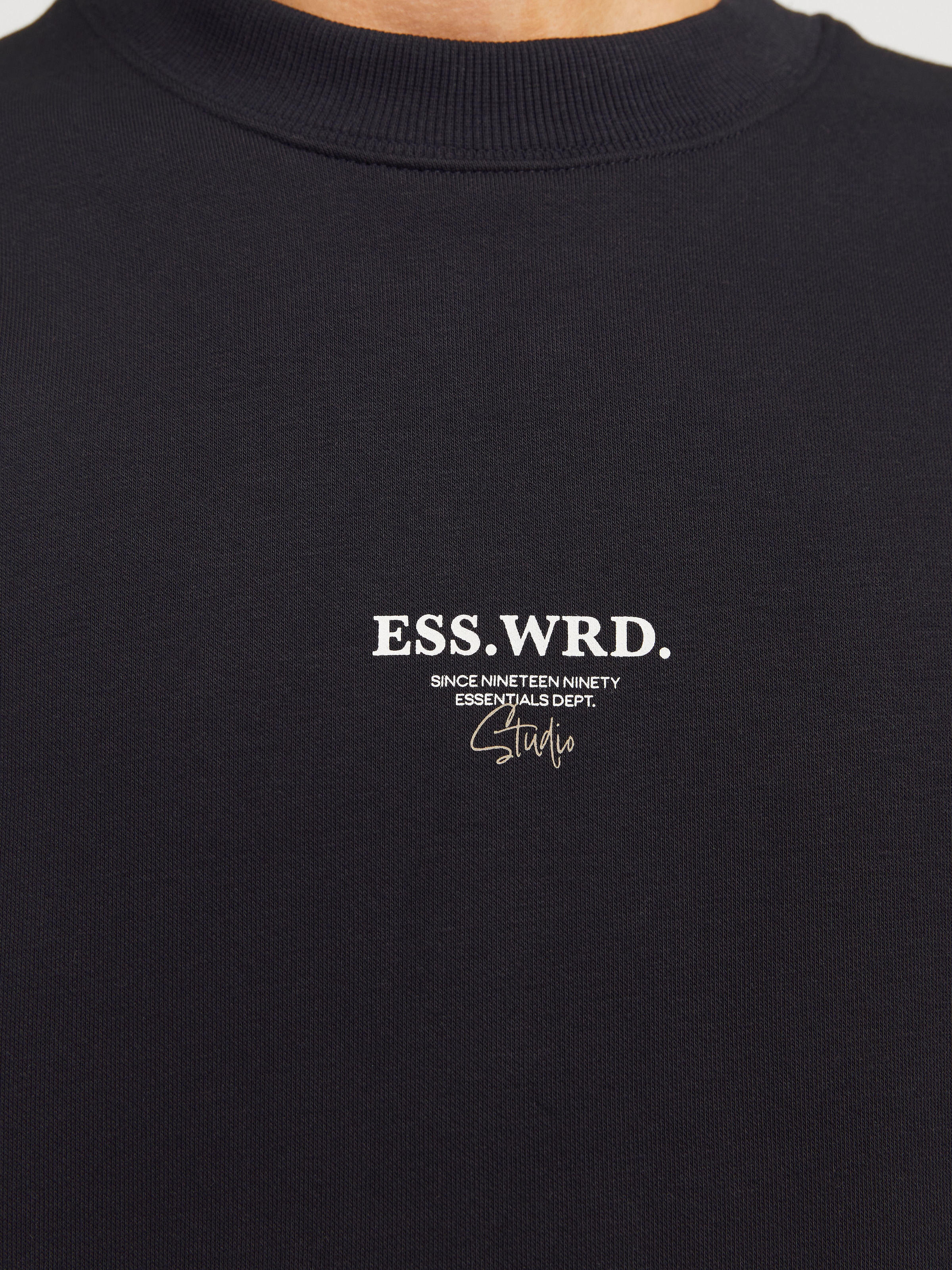 Jack & Jones Sweatshirt »JJEURBAN EDGE STUDIO SWEAT CREW NOOS«, mit Front und Back Print