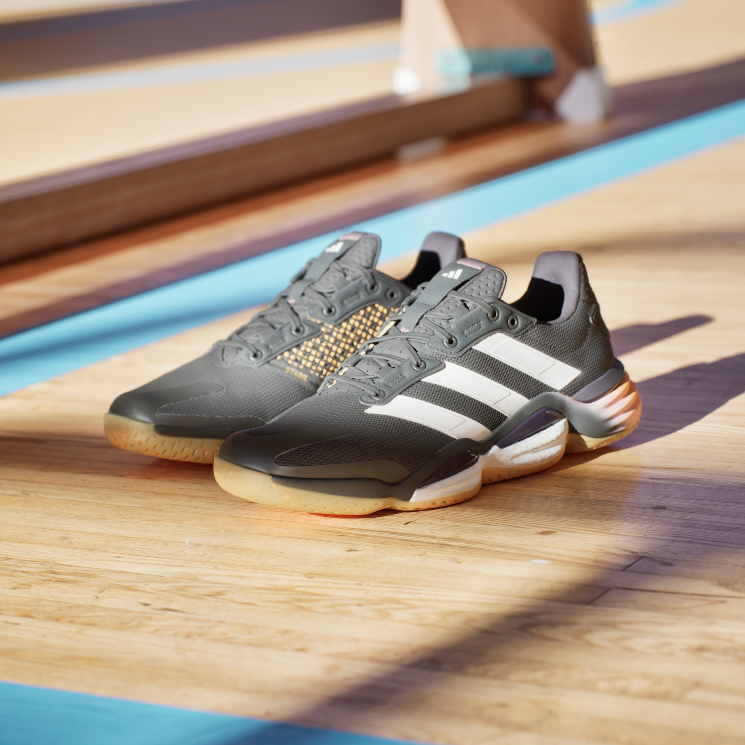 adidas Performance Handballschuh »STABIL 16 INDOOR«