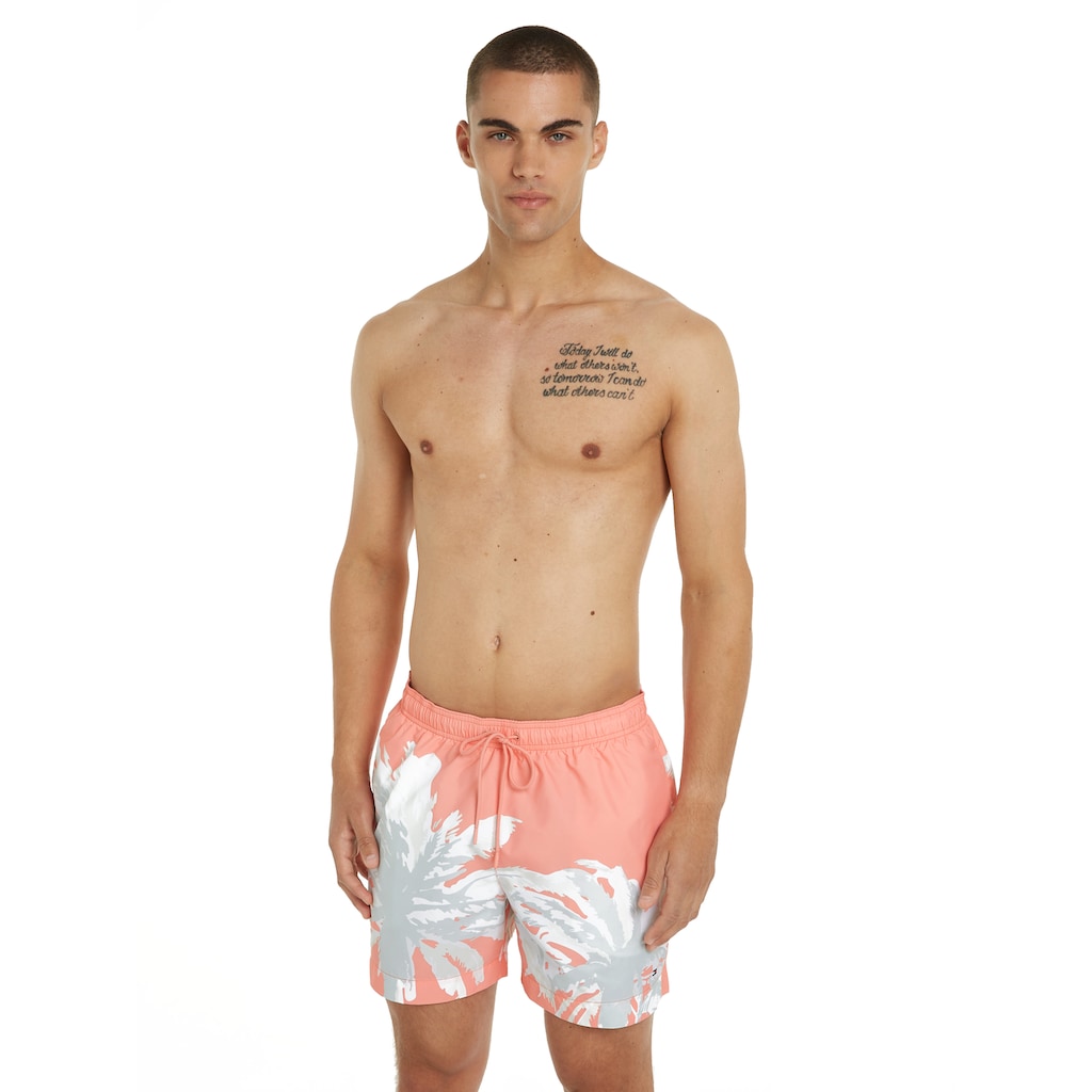 Tommy Hilfiger Swimwear Badeshorts »MEDIUM DRAWSTRING PLACED«, mit Palmenprint